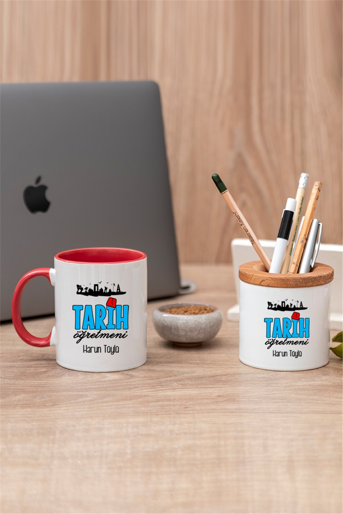 Tarih Öğretmeni Renkli Kupa Bardak ve Kalemlik