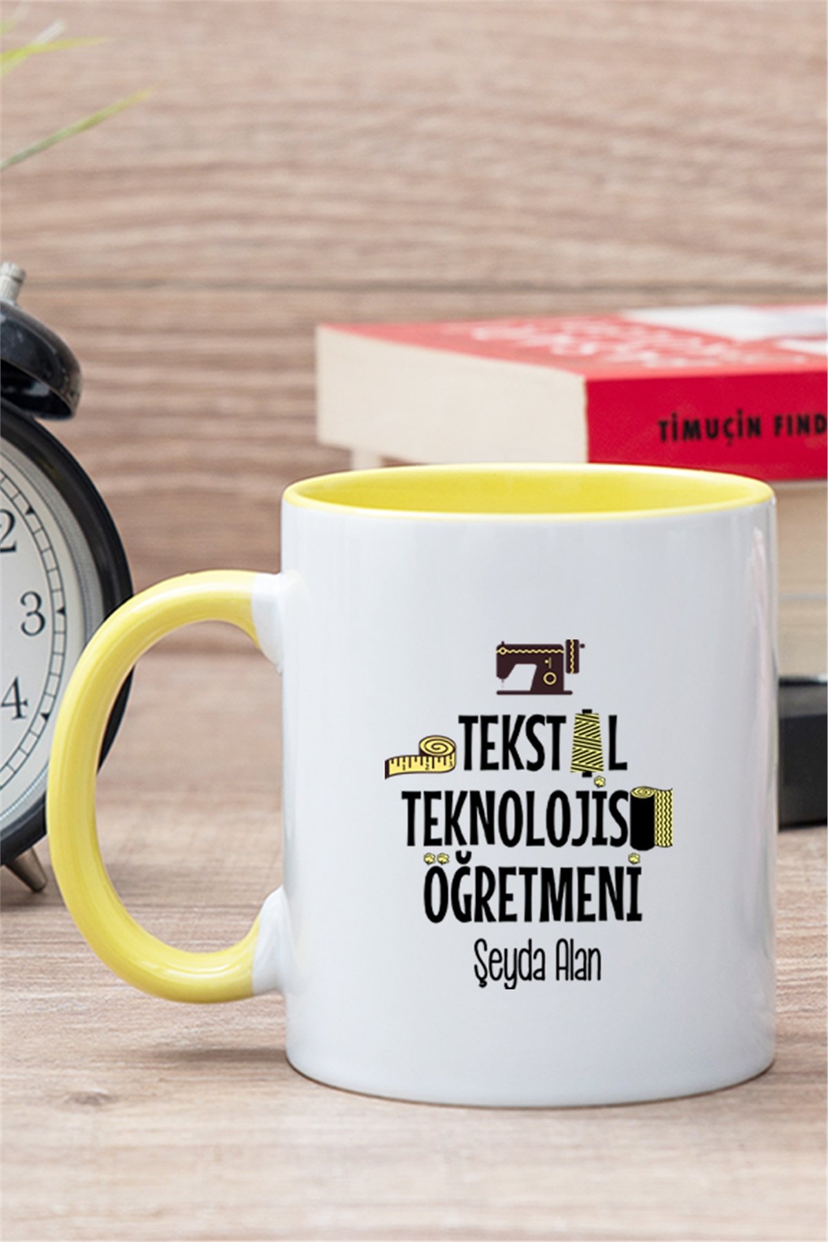 Tekstil Teknolojisi Öğretmeni İçi Renkli Kupa Bardak