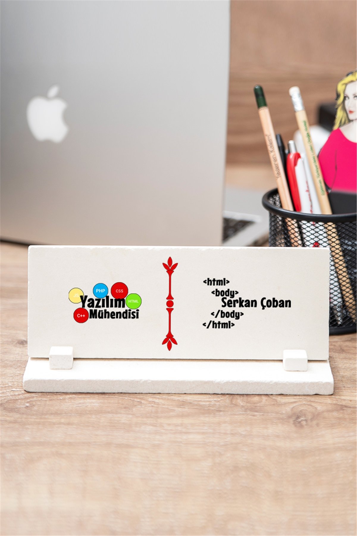 Yazılım Mühendisi Taş Masa İsimliği