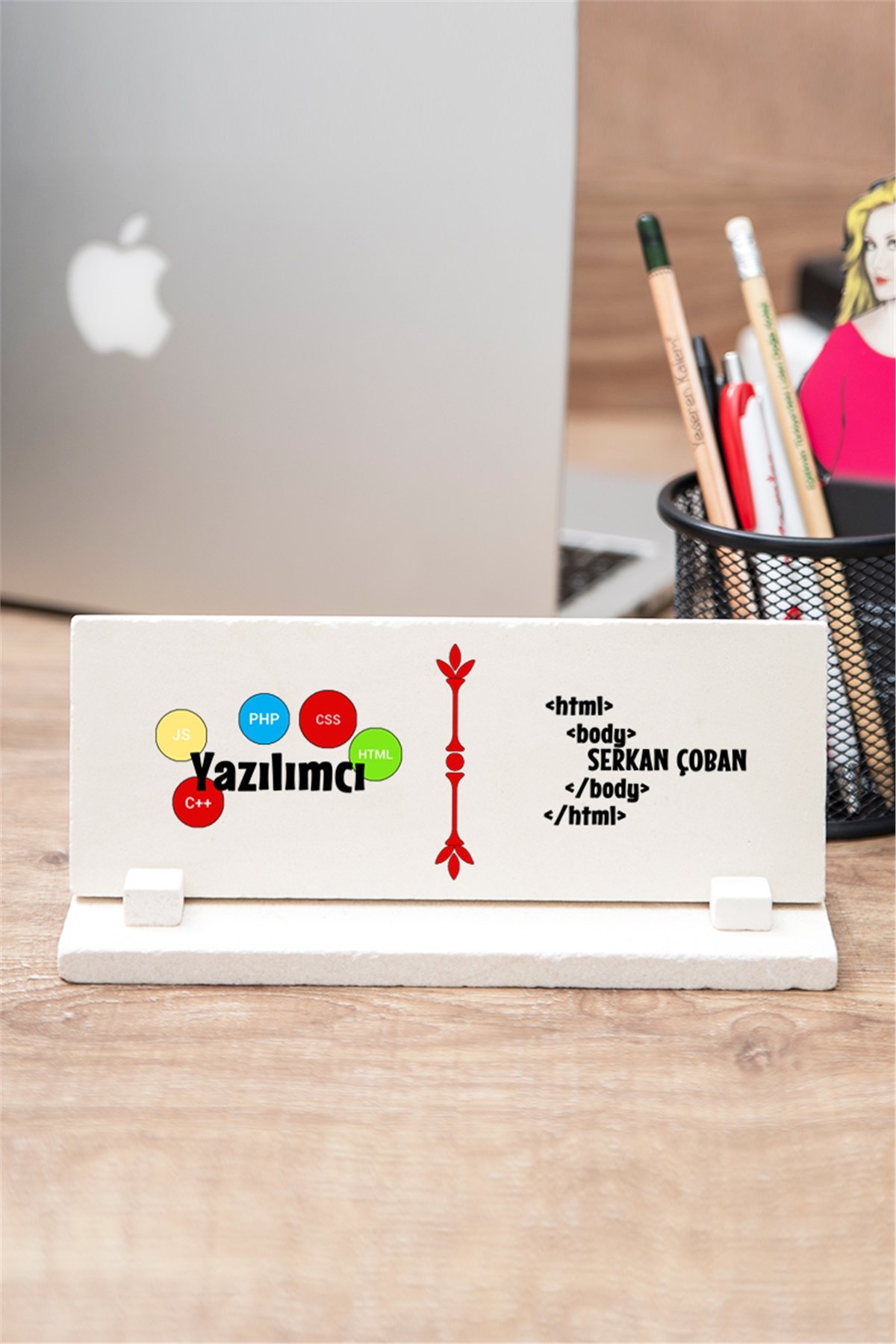 Yazılımcı Taş Masa İsimliği
