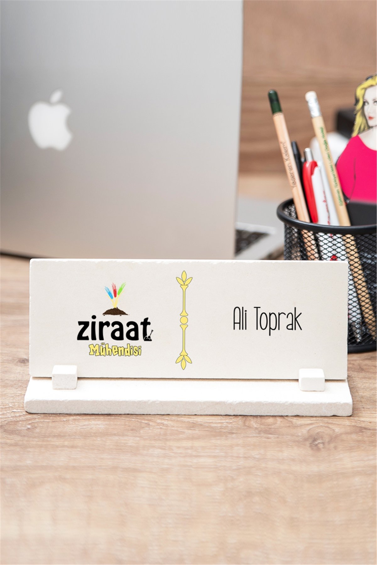 Ziraat Mühendisi Taş Masa İsimliği