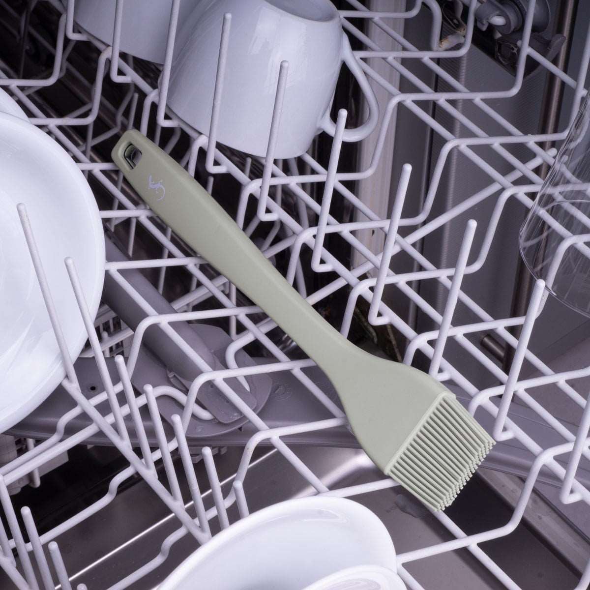 Lurch - Platin Silikon Pasta Fırçası  25,5 cm Açık Gri -  Yanmaz, Yapışmaz, Bükülmez, Çizmez, Tat ve Koku Bırakmaz - 240011