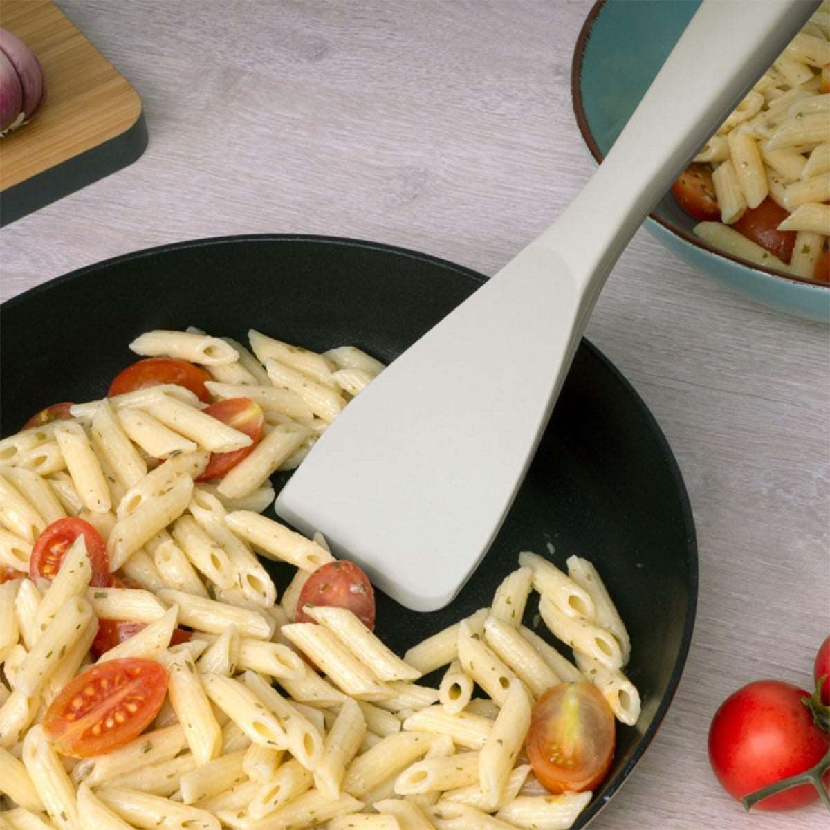 Lurch - Platin Silikon Spatula 28 cm Açık Gri - Yanmaz, Yapışmaz, Bükülmez, Çizmez, Tat ve Koku Bırakmaz - 240004