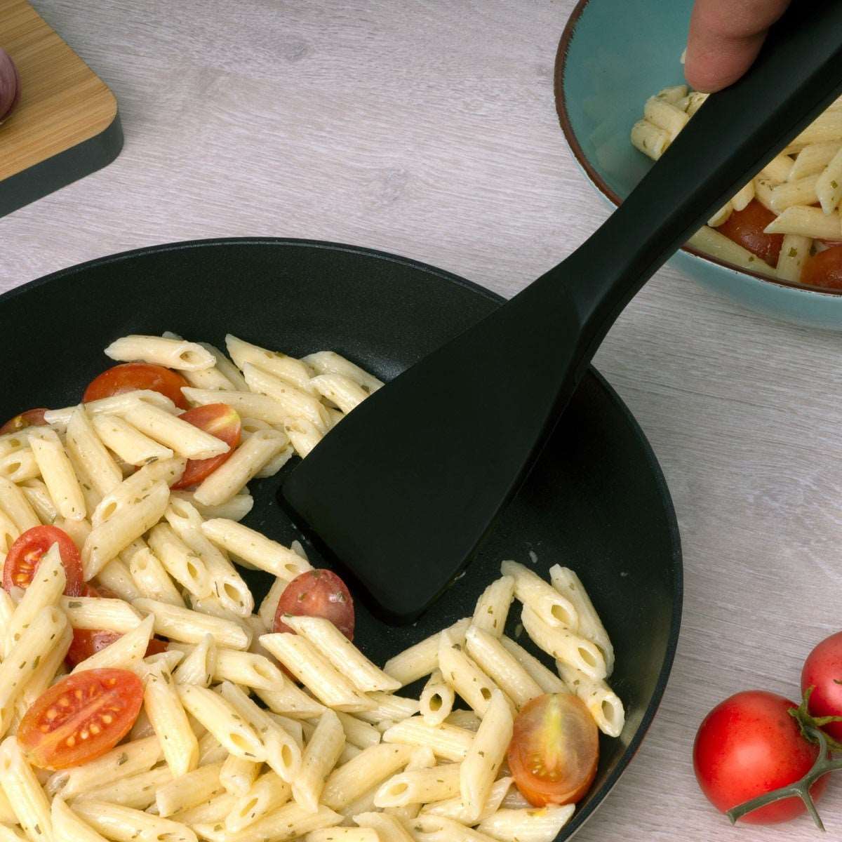 Lurch - Platin Silikon Spatula 28 cm Siyah - Yanmaz, Yapışmaz, Bükülmez, Çizmez, Tat ve Koku Bırakmaz - 240604