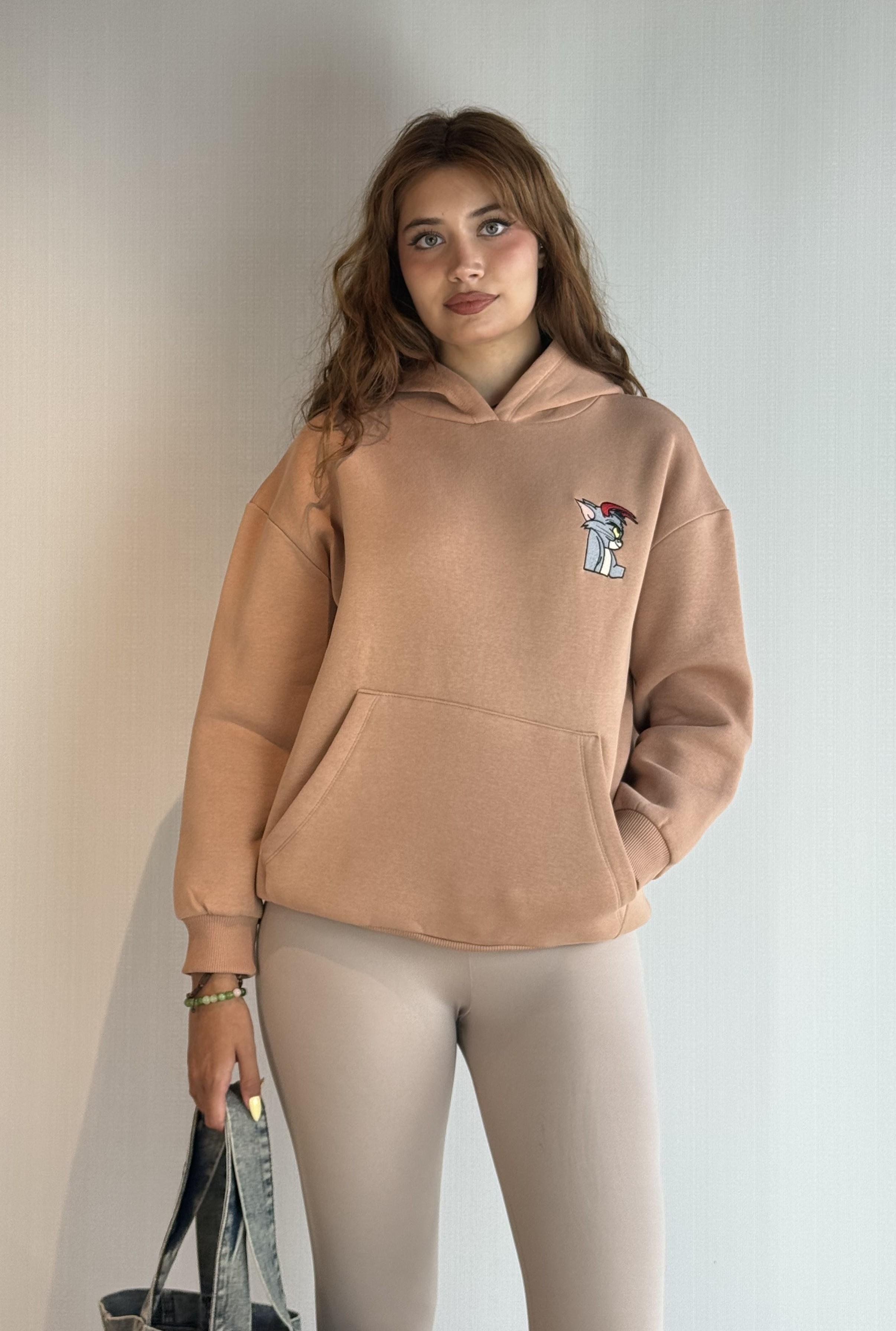  Kadın Kapüşonlu Baskı Detaylı Kanguru Cepli Oversize Bej Sweatshirt-Sweatshirt-Tf The Fancy For You-8187-5- Kadın Kapüşonlu Baskı Detaylı Kanguru Cepli Oversize Bej Sweatshirt