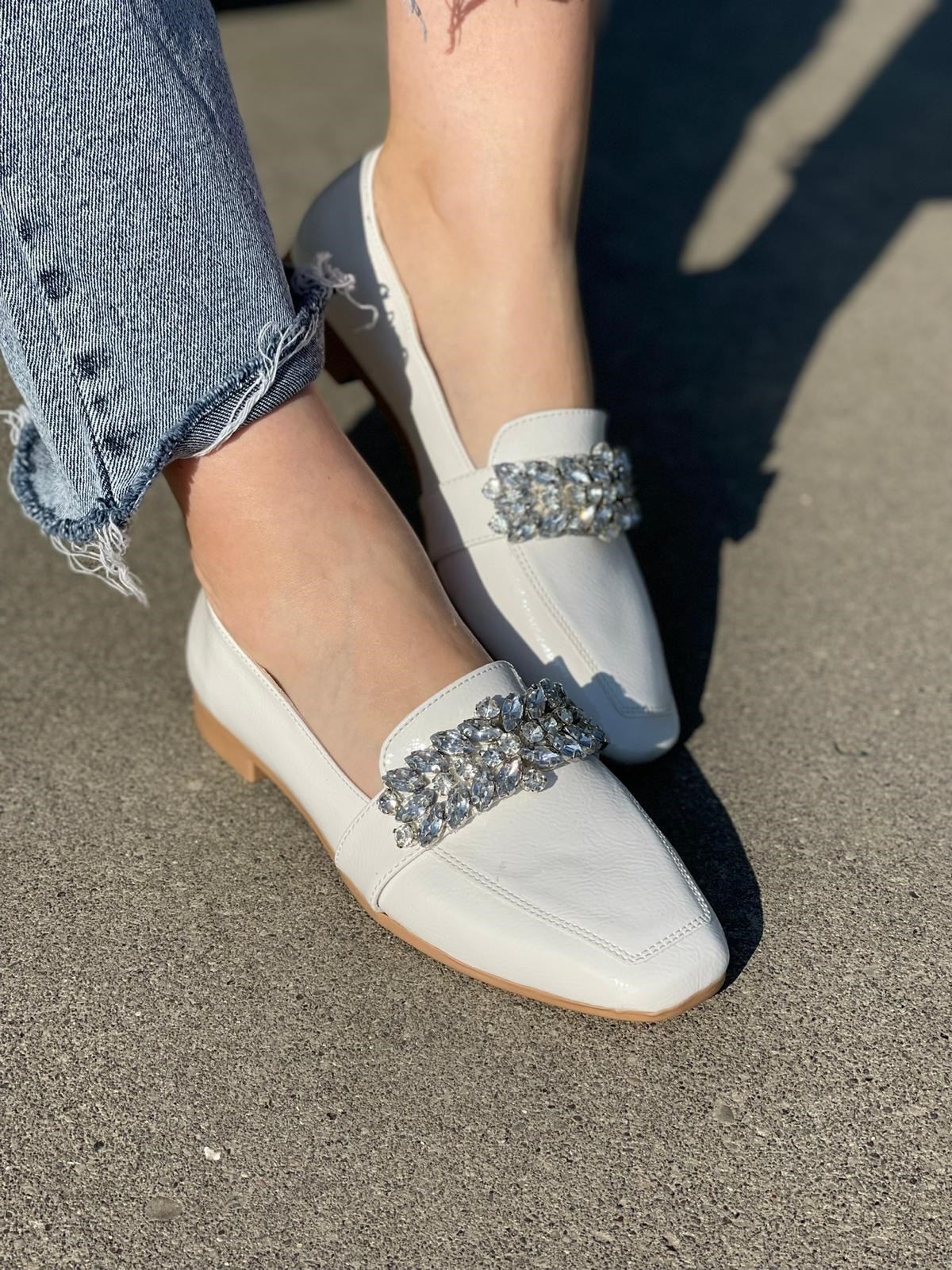 BabetNONWOVENRugan Taşlı Babet