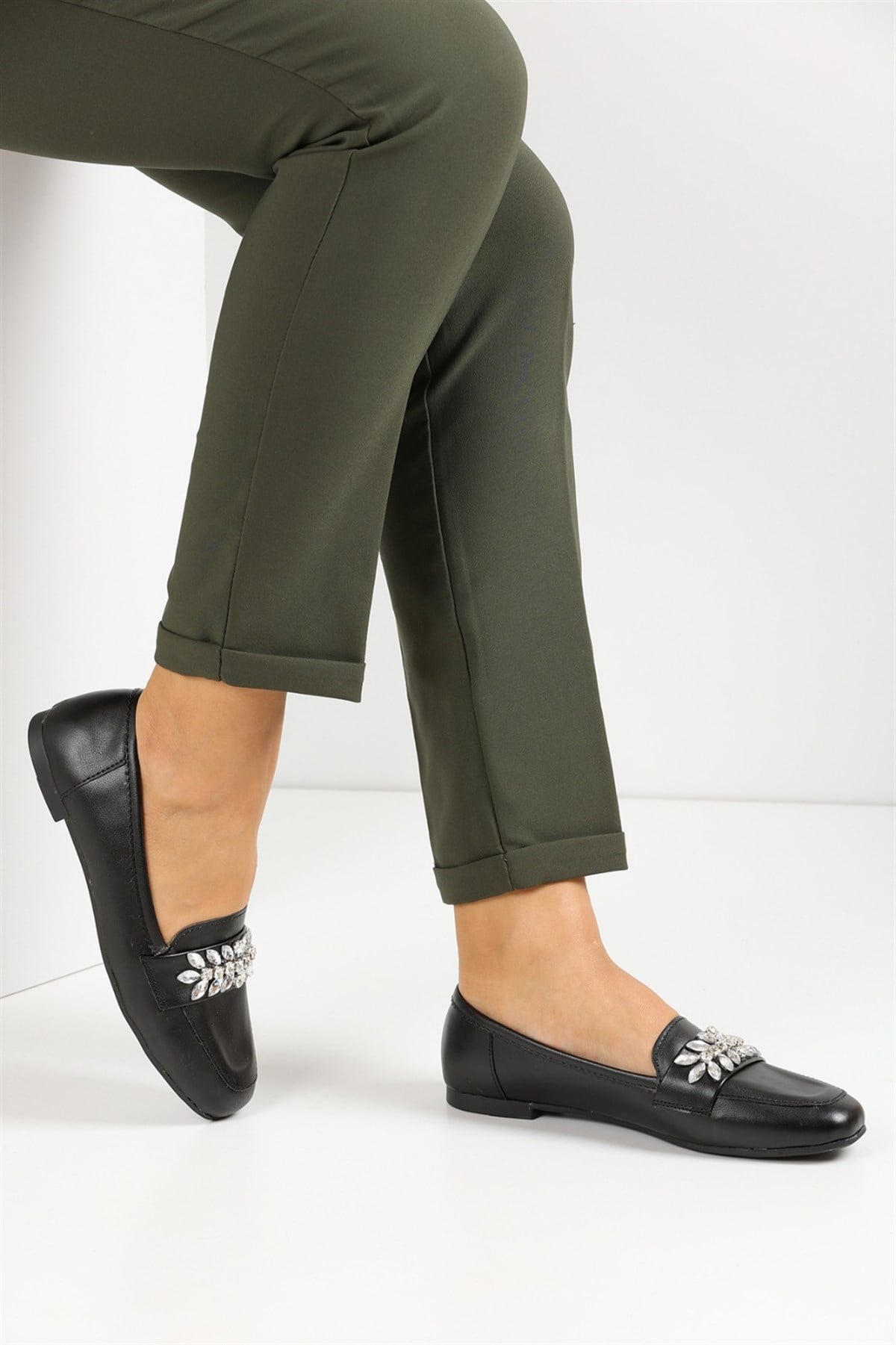 BabetNONWOVENTaşlı Babet