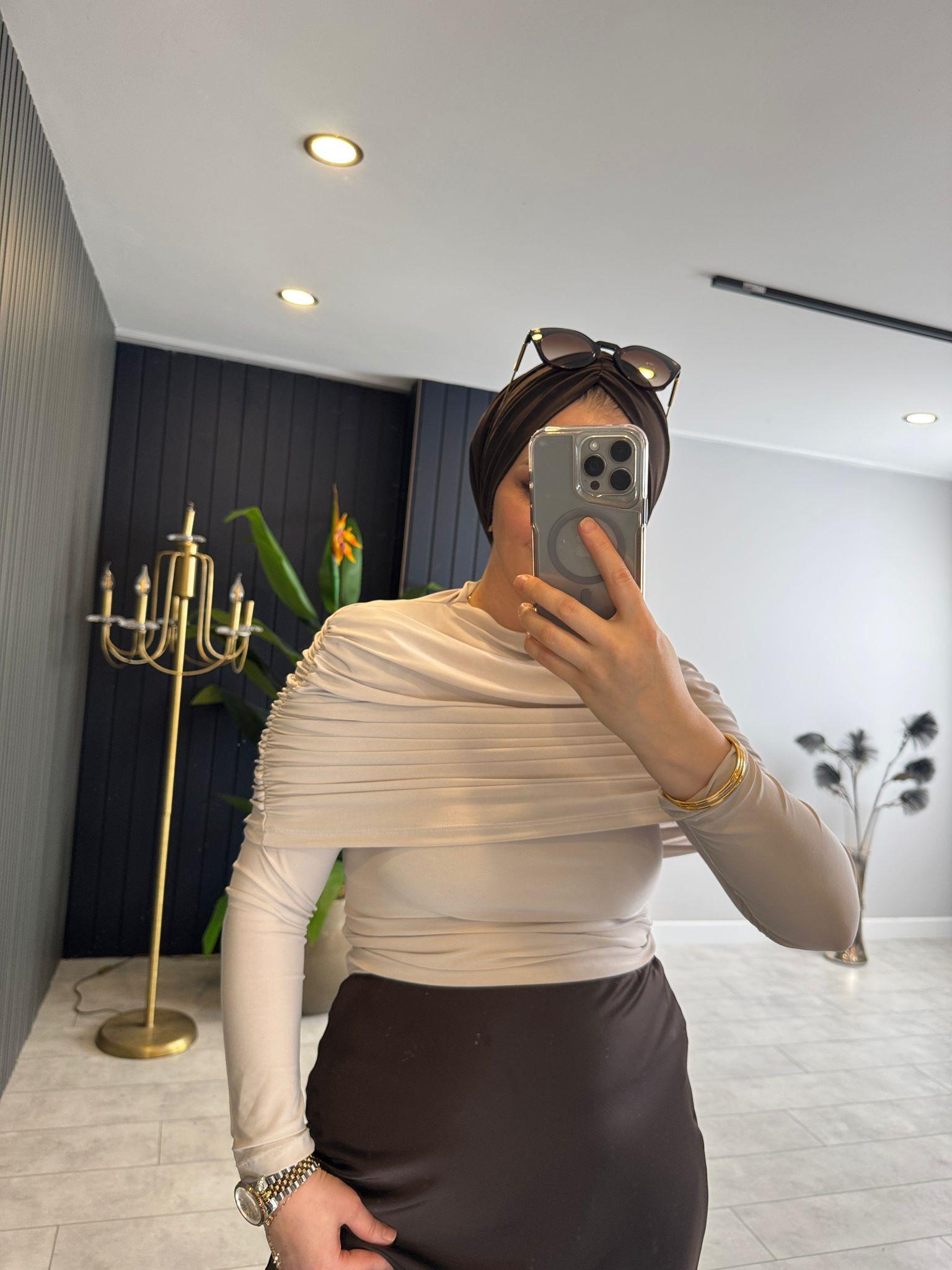 BluzDRAPE KOL DETAYLI SANDY BLUZ