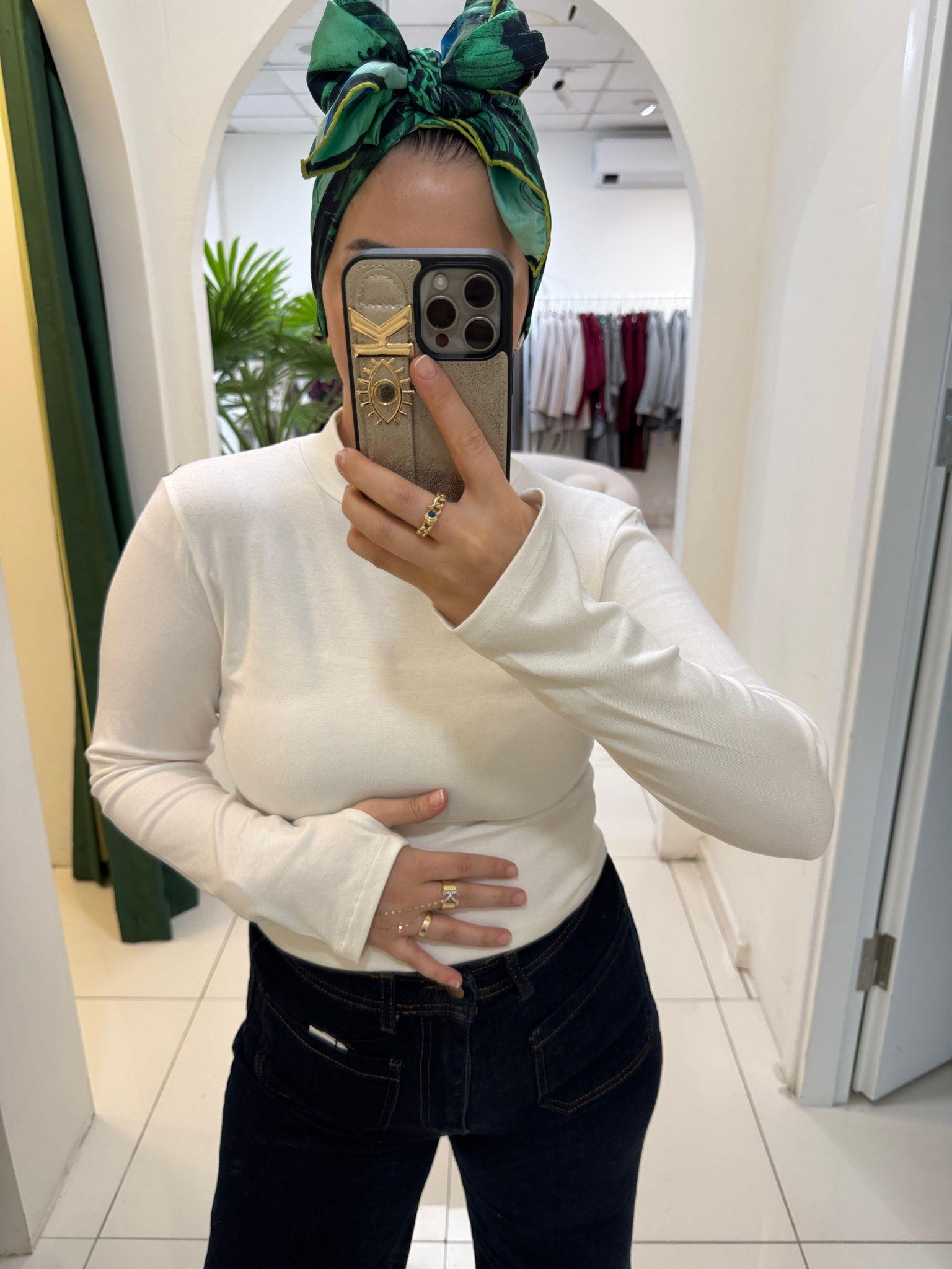 BluzPARMAK GEÇMELİ BODY 