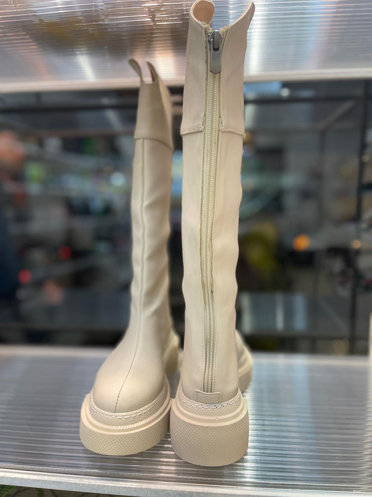 BOTKubra ShoesDEXTER VELEV BOT