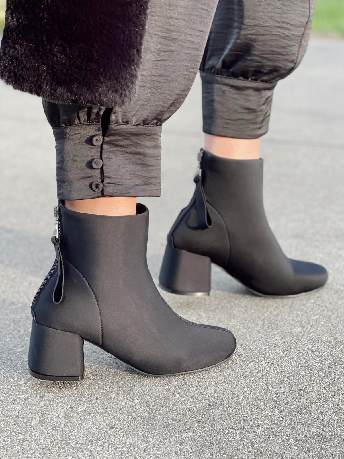 BotNONWOVENKare Form Scuba Bot