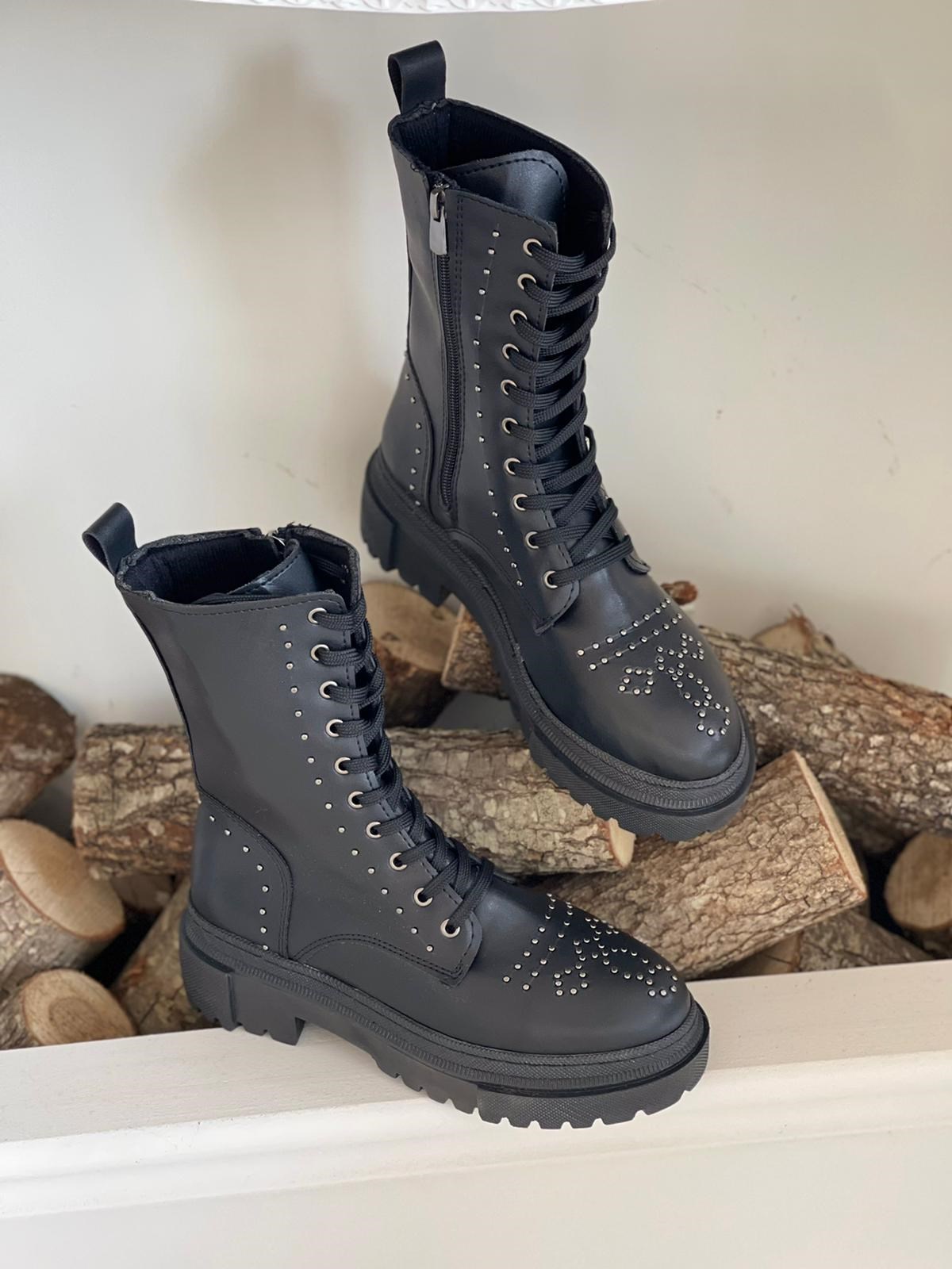 BotNONWOVENTaşlı Sıcak Astar Kaymaz Taban Postal