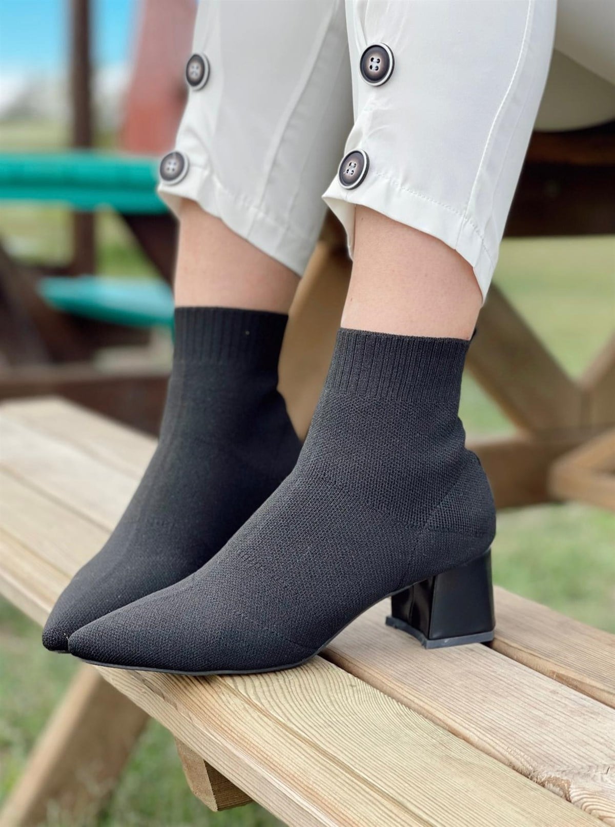 BotNONWOVENTriko Bot