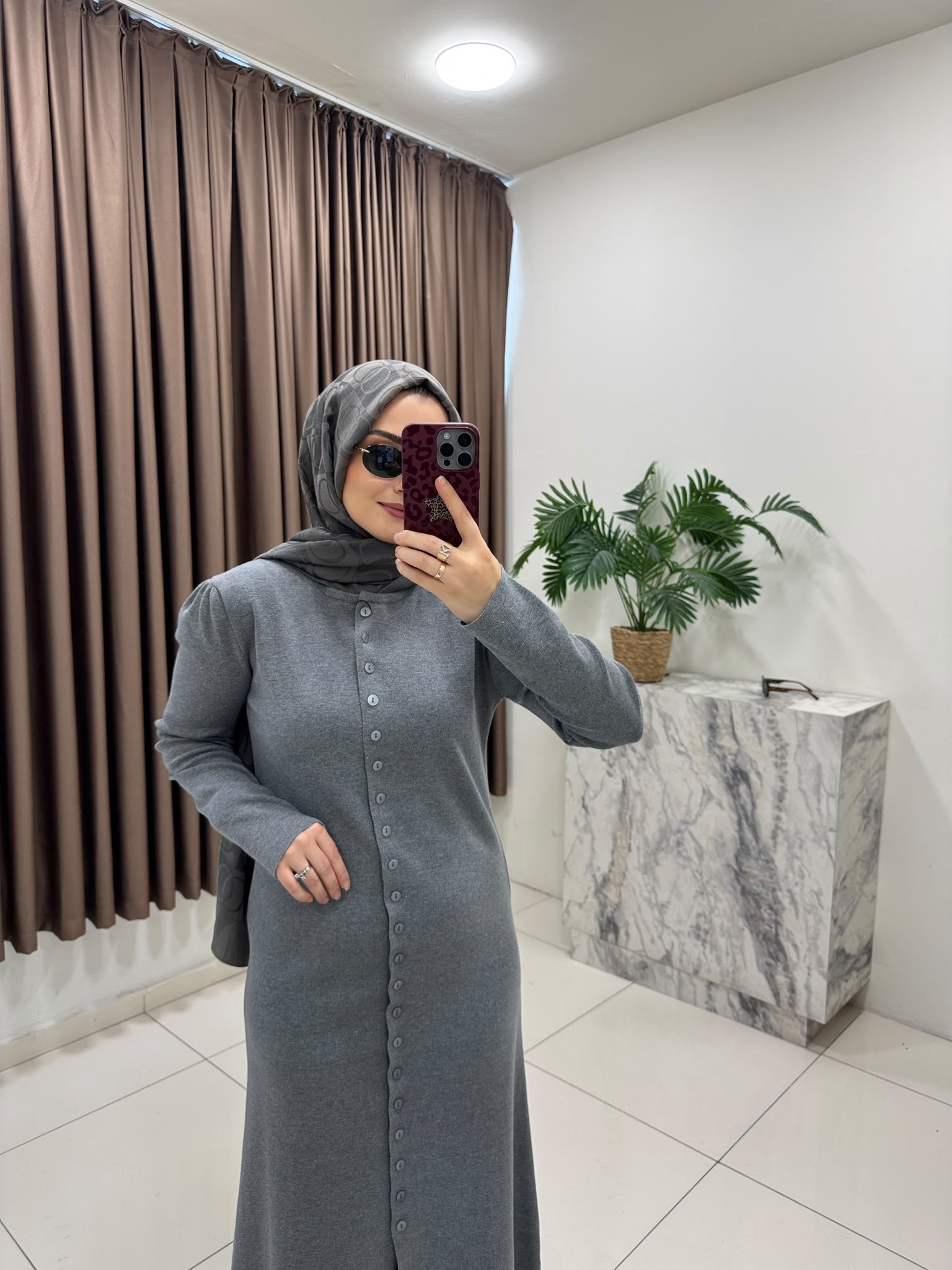 ELBİSEDÜĞMELİ TRİKO ELBİSE
