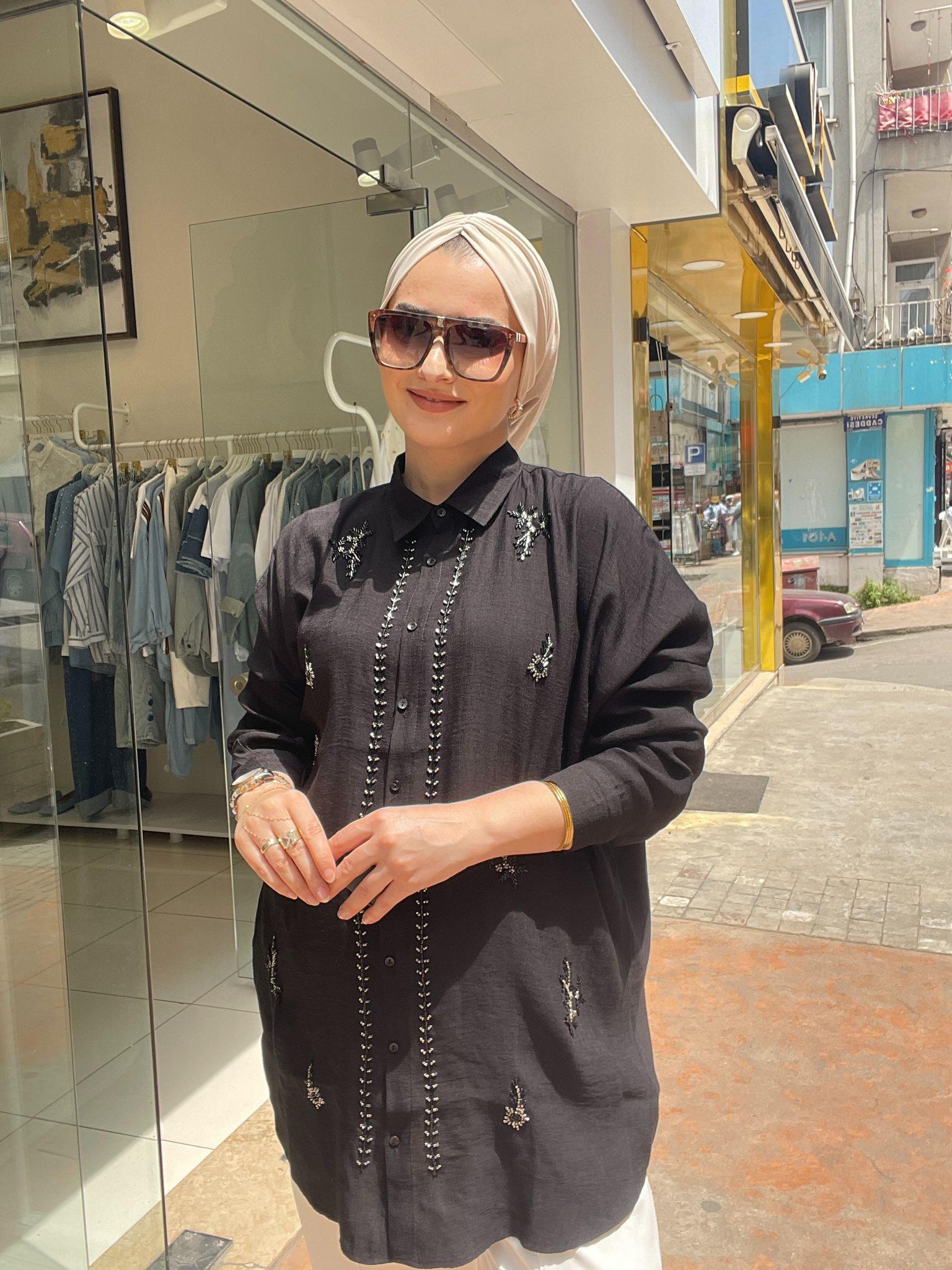 GömlekAEROBİN NAKIŞ İŞLEME GÖMLEK