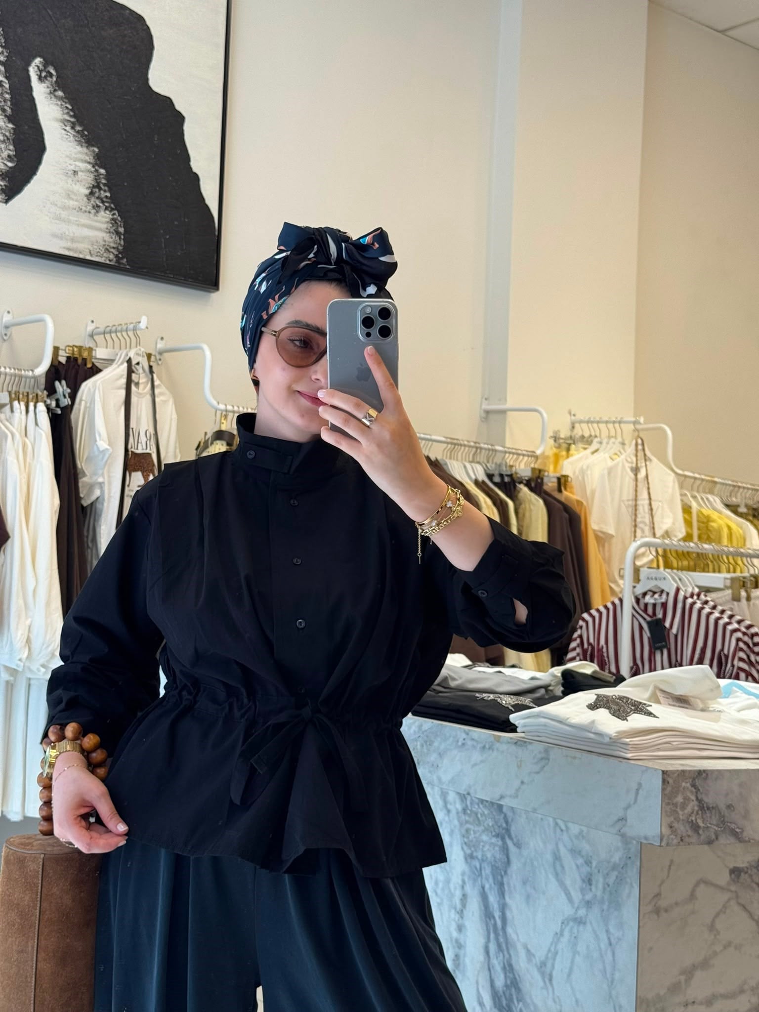 GömlekBEL BÜZGÜLÜ OMZU PİLELİ CROP GÖMLEK