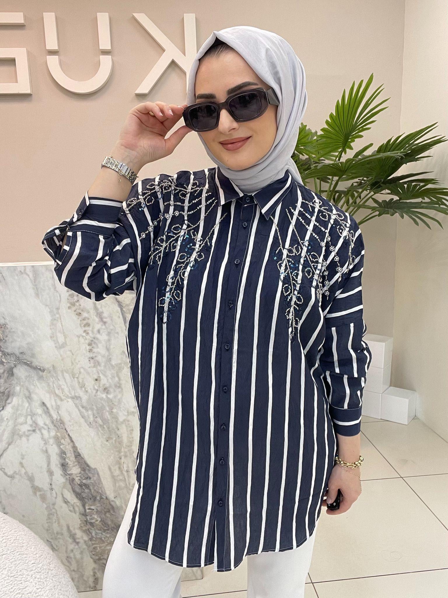 GömlekÇİZGİLİ NAKIŞ OVERSİZE GÖMLEK