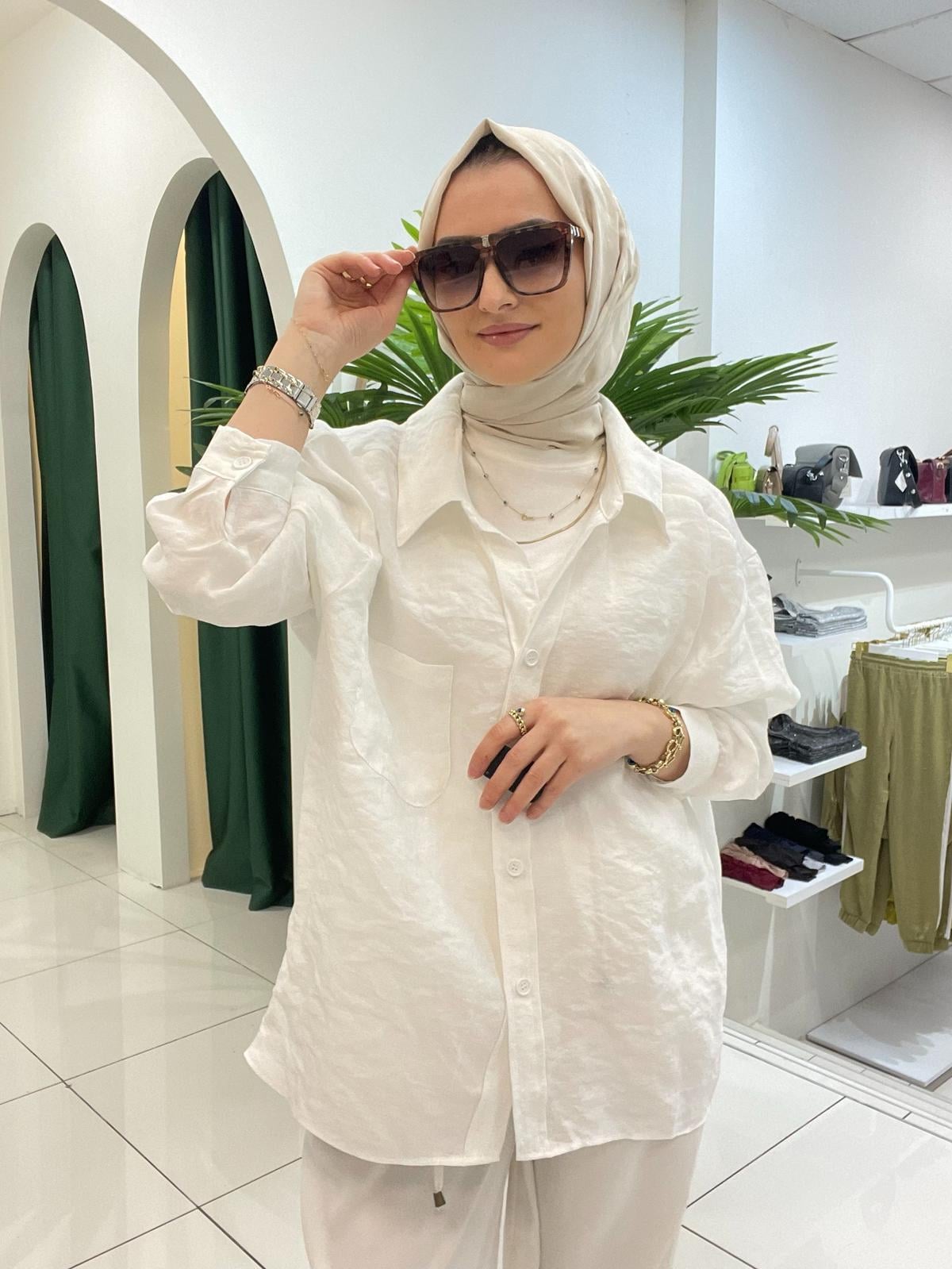 GömlekOVERSİZE GÖMLEK