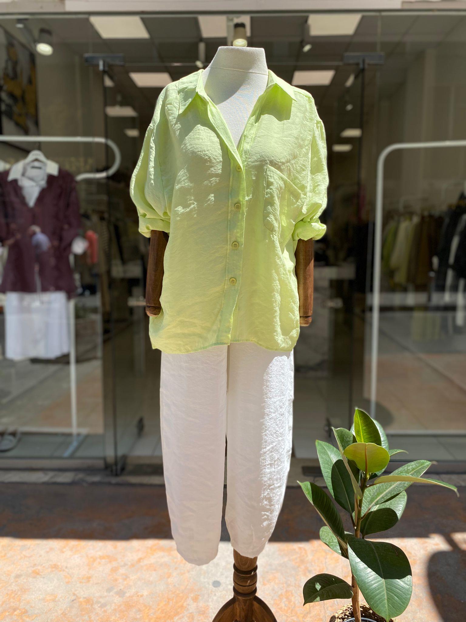 GömlekOVERSİZE GÖMLEK