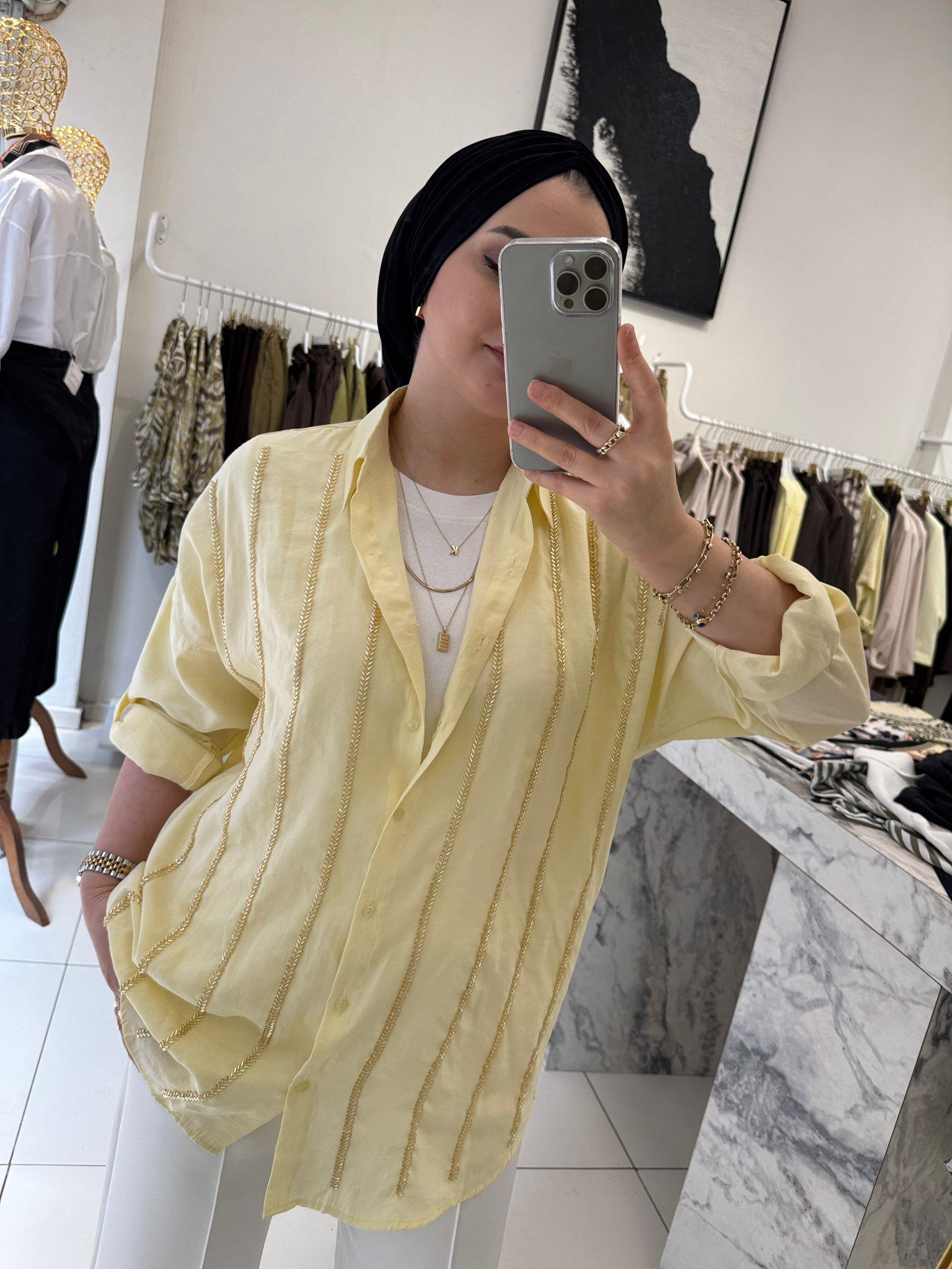 GömlekSIRA TAŞ İŞLEMELİ MODAL GÖMLEK