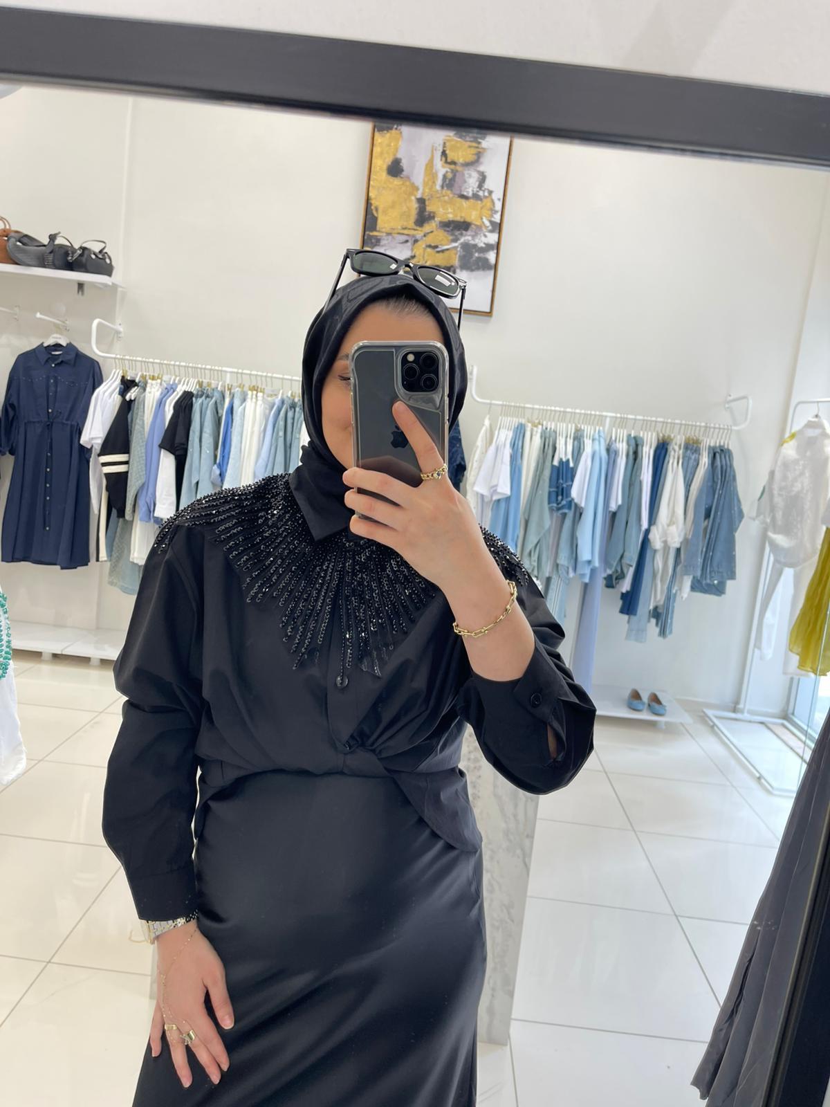 GömlekTAŞLI YAKA POPLİN GÖMLEK