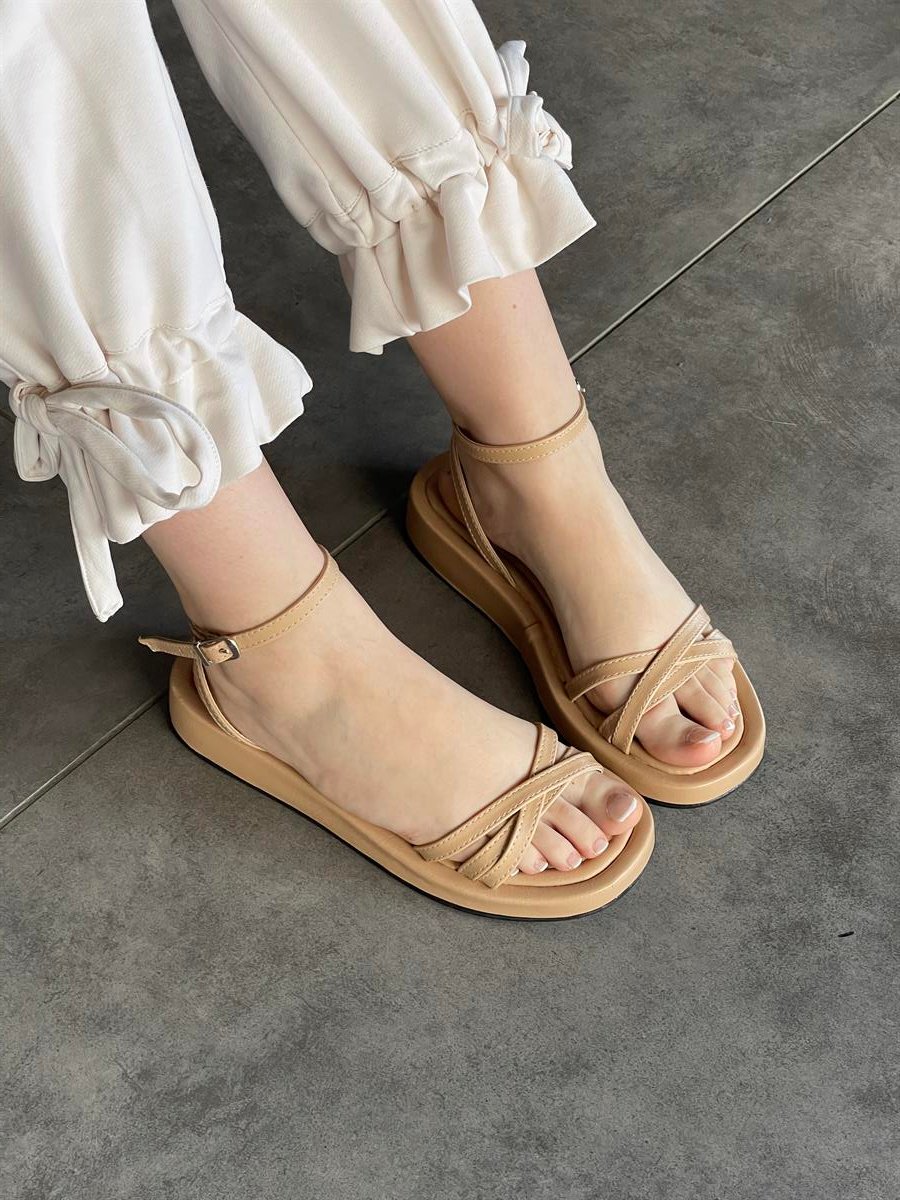 SANDALET MARC NUDE ÇAPRAZ BANT BİLEK DOLAMALI KADIN SANDALET