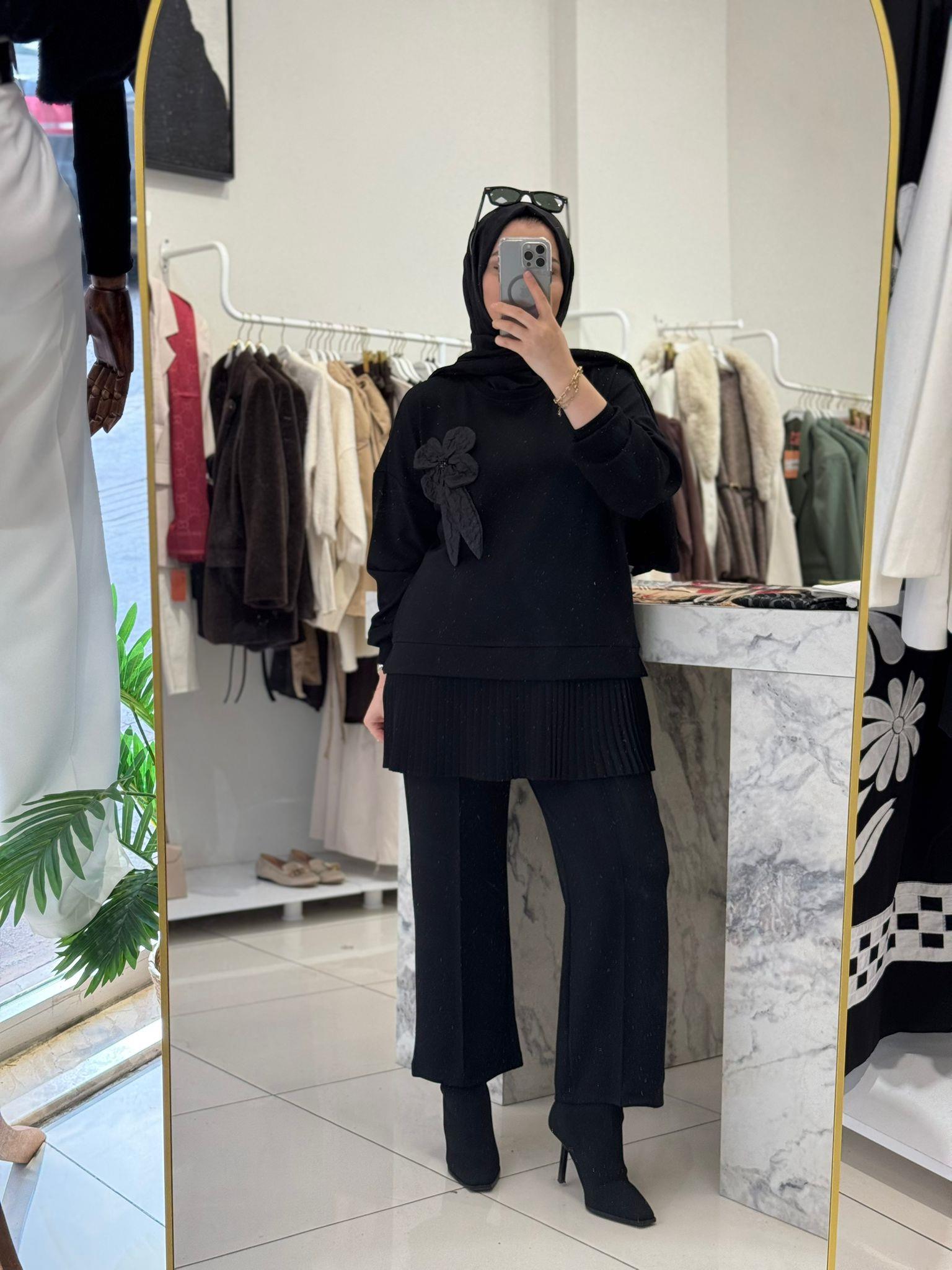 TAKIMÇİÇEKLİ PİLİSELİ TAKIM