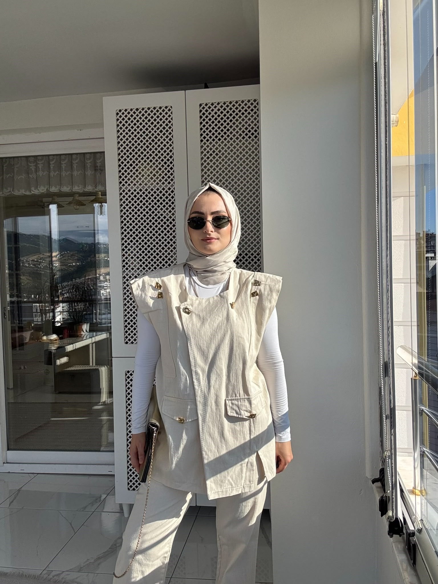 TAKIMGOLD DÜĞME DETAYLI YELEKLİ TAKIM
