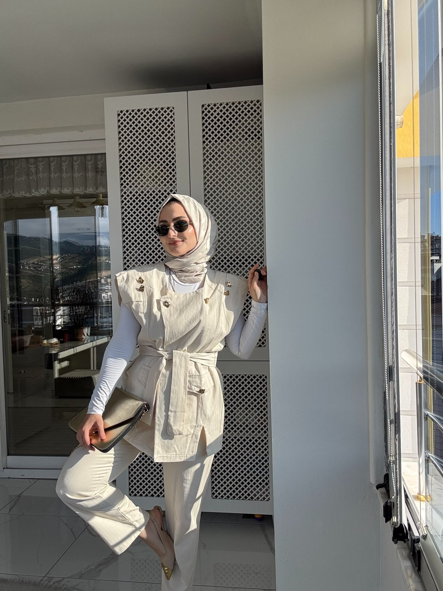TAKIMGOLD DÜĞME DETAYLI YELEKLİ TAKIM
