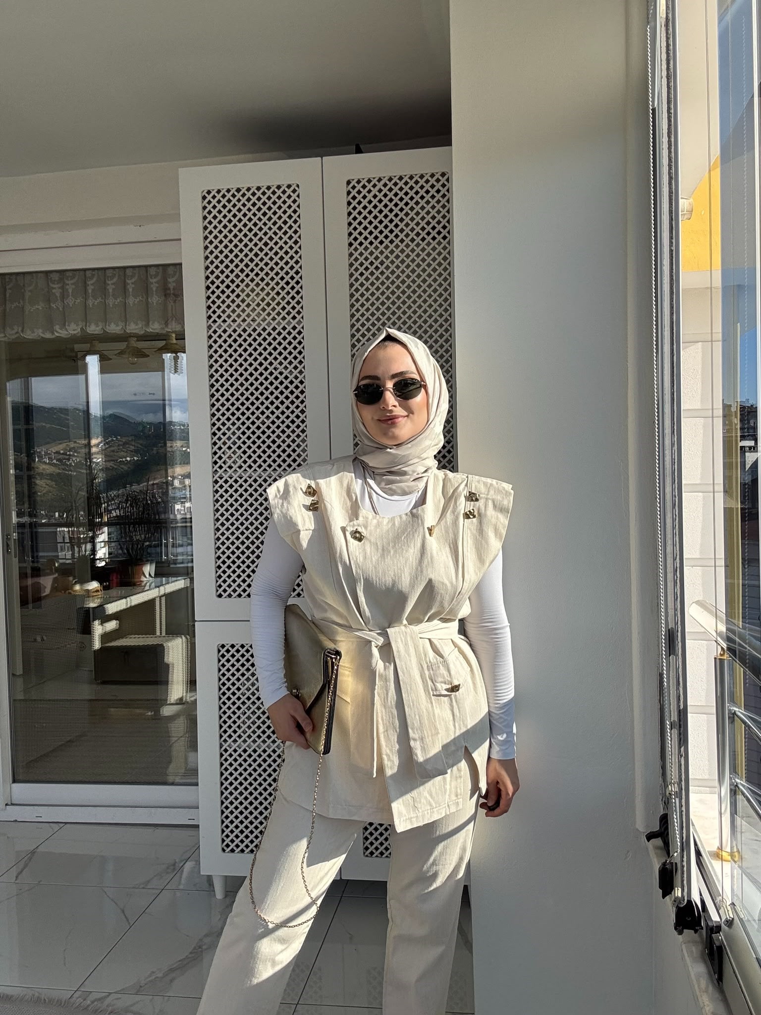 TAKIMGOLD DÜĞME DETAYLI YELEKLİ TAKIM