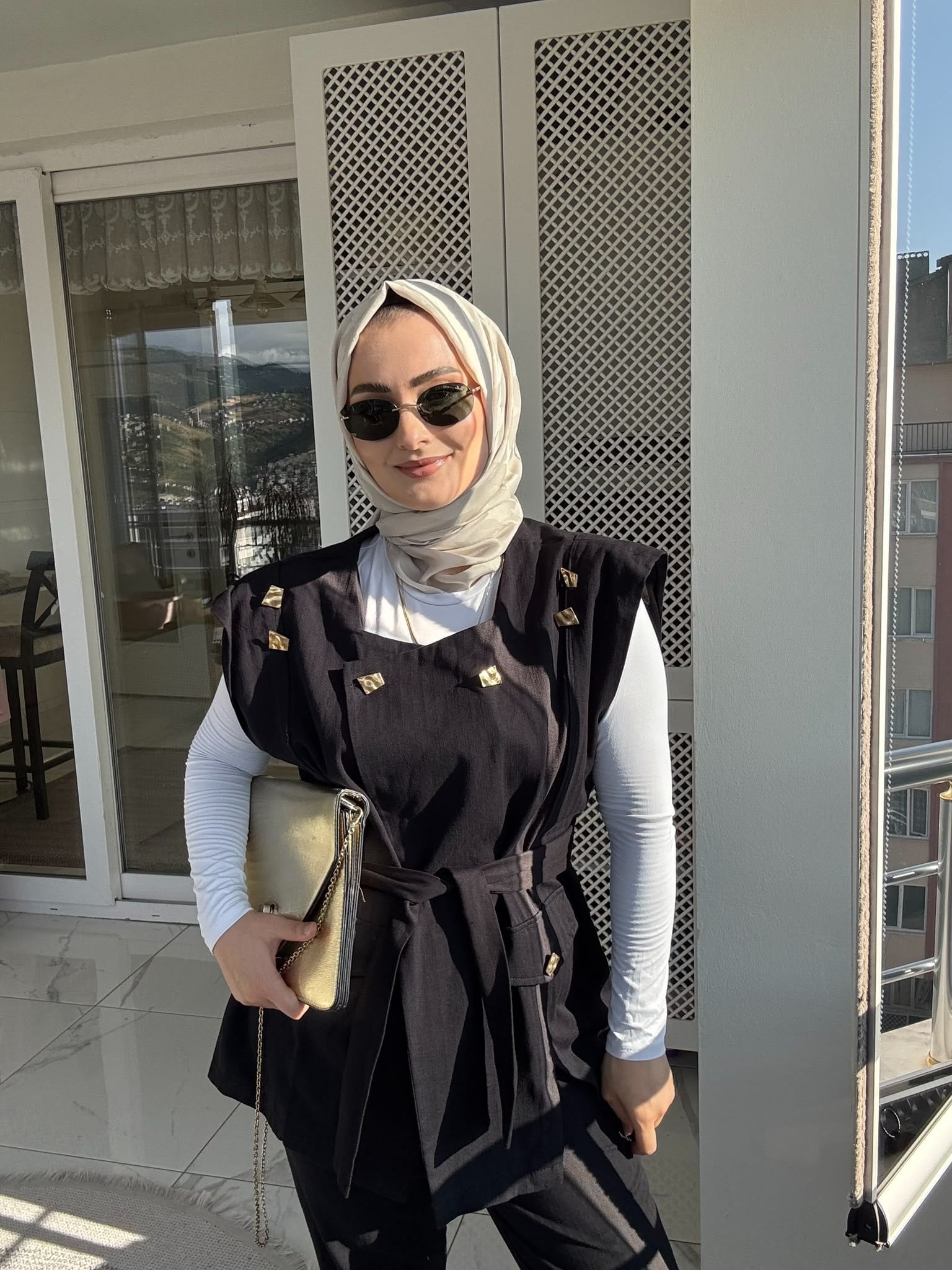 TAKIMGOLD DÜĞME DETAYLI YELEKLİ TAKIM