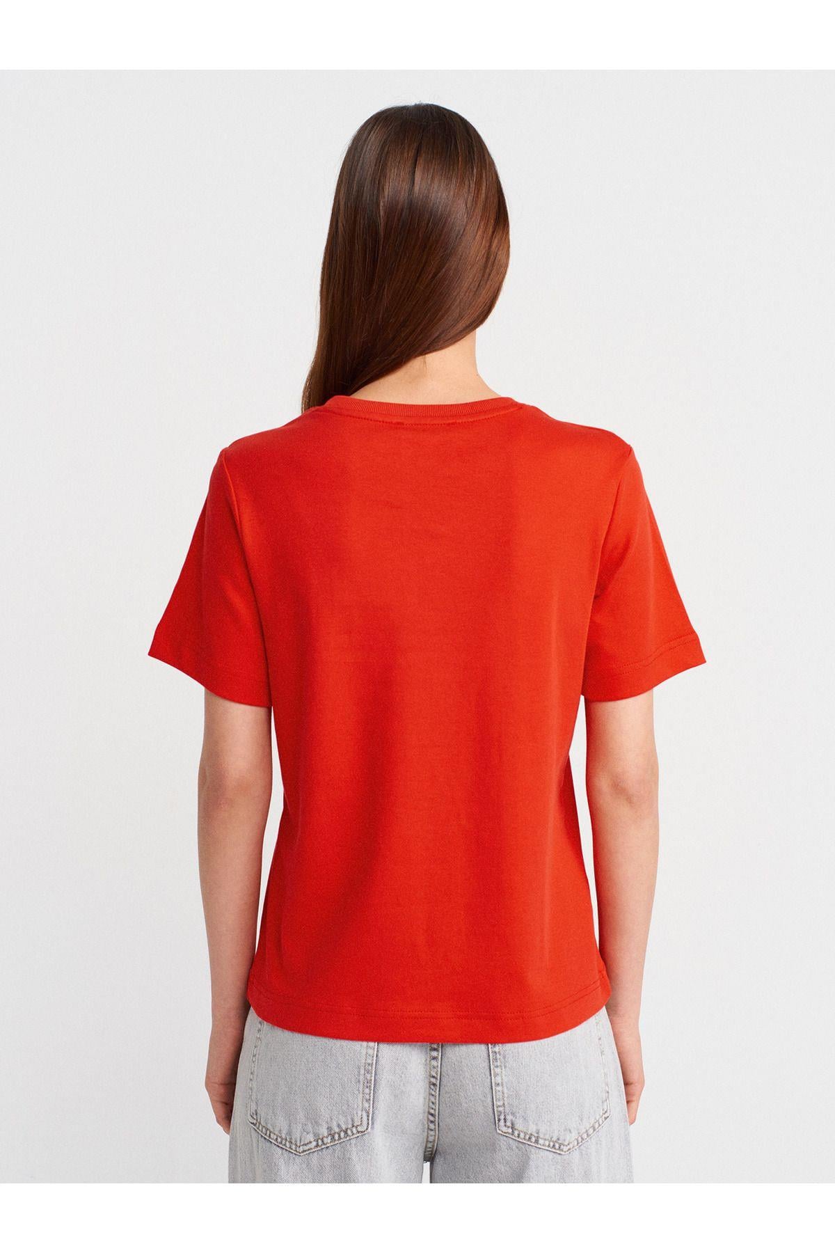 Dilvin Kadın Basic Relaxed Kırmızı Bisiklet Yaka T-shirt - 31763 - Dilvin - 2-101A31763