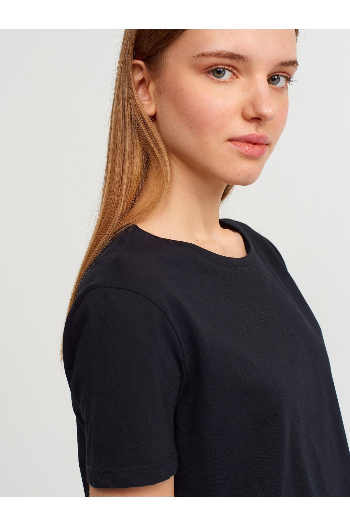 Dilvin Kadın Bisiklet Yaka Basic T-shirt - 3471 - Dilvin - muk-101A03471