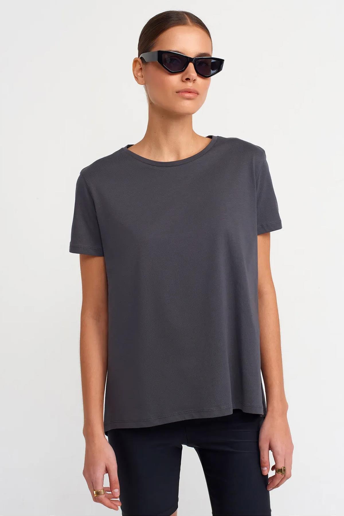 Dilvin Kadın Bisiklet Yaka Basic T-shirt - 3471 - Dilvin - 101A03471