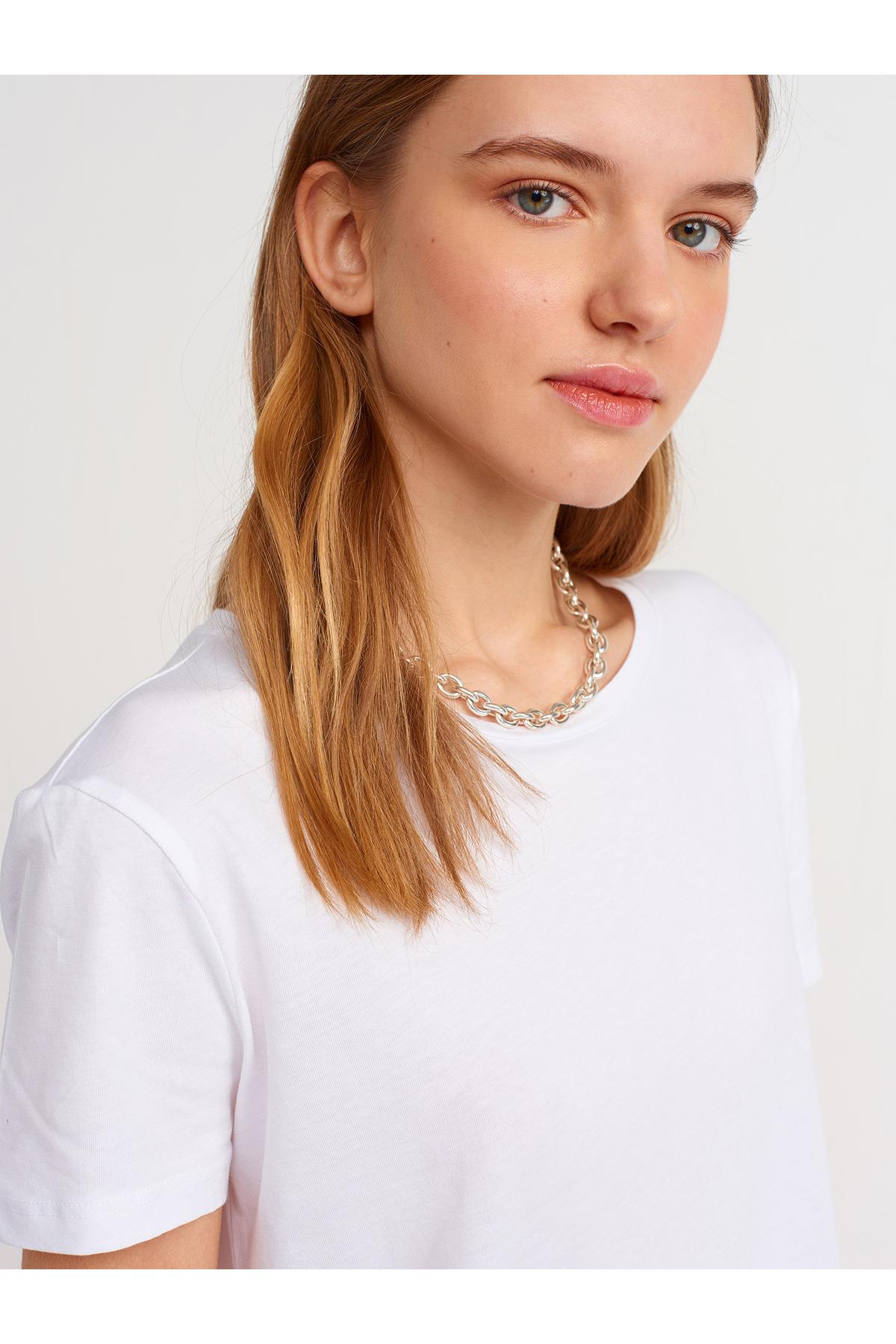 Dilvin Kadın Bisiklet Yaka Beyaz T-Shirt - 101A03471 - Dilvin - 101A03471-3