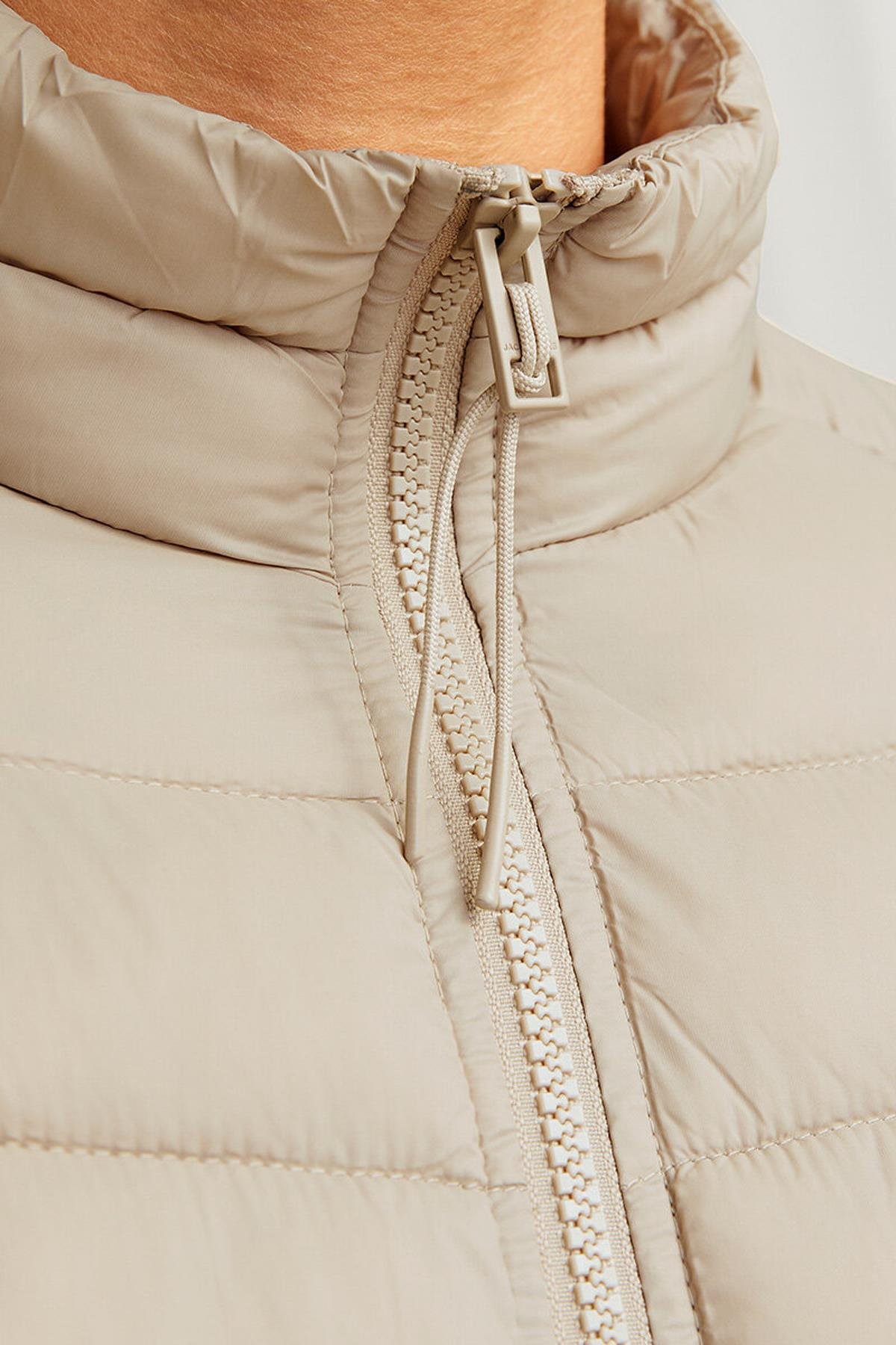 Jack & Jones Erkek Dik Yakalı Şişme Mont - 12258444 - Jack & Jones - 12258444