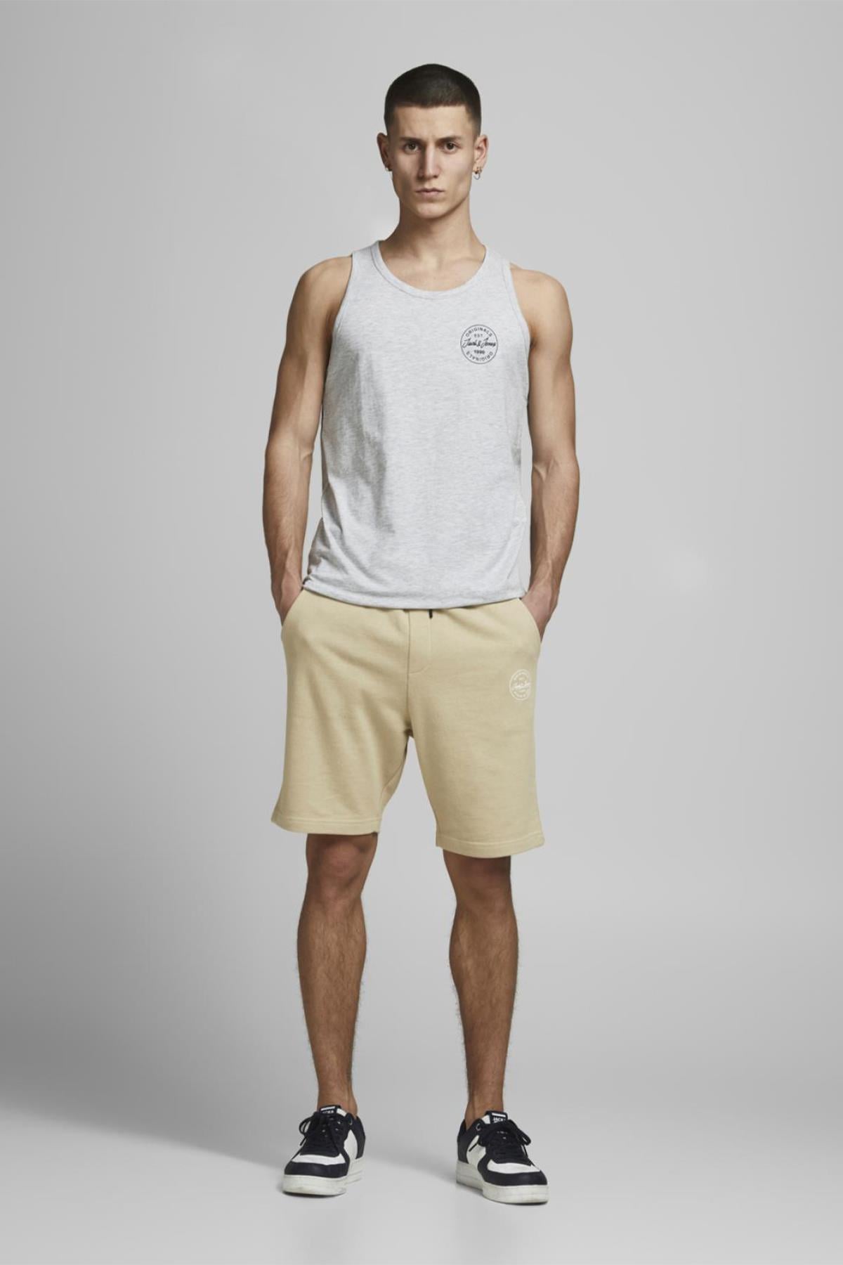 Jack & Jones Erkek Günlük Pamuklu Penye Şort 12182595 - Jack & Jones - 12182595