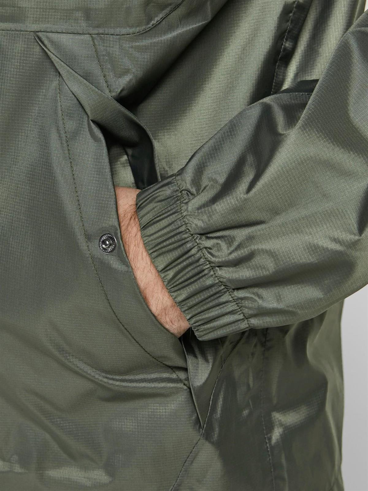 Jack & Jones Mevsimlik Hafif Ceket JORSOLAR RAIN JACKET 12209344 - Jack & Jones - 12209344