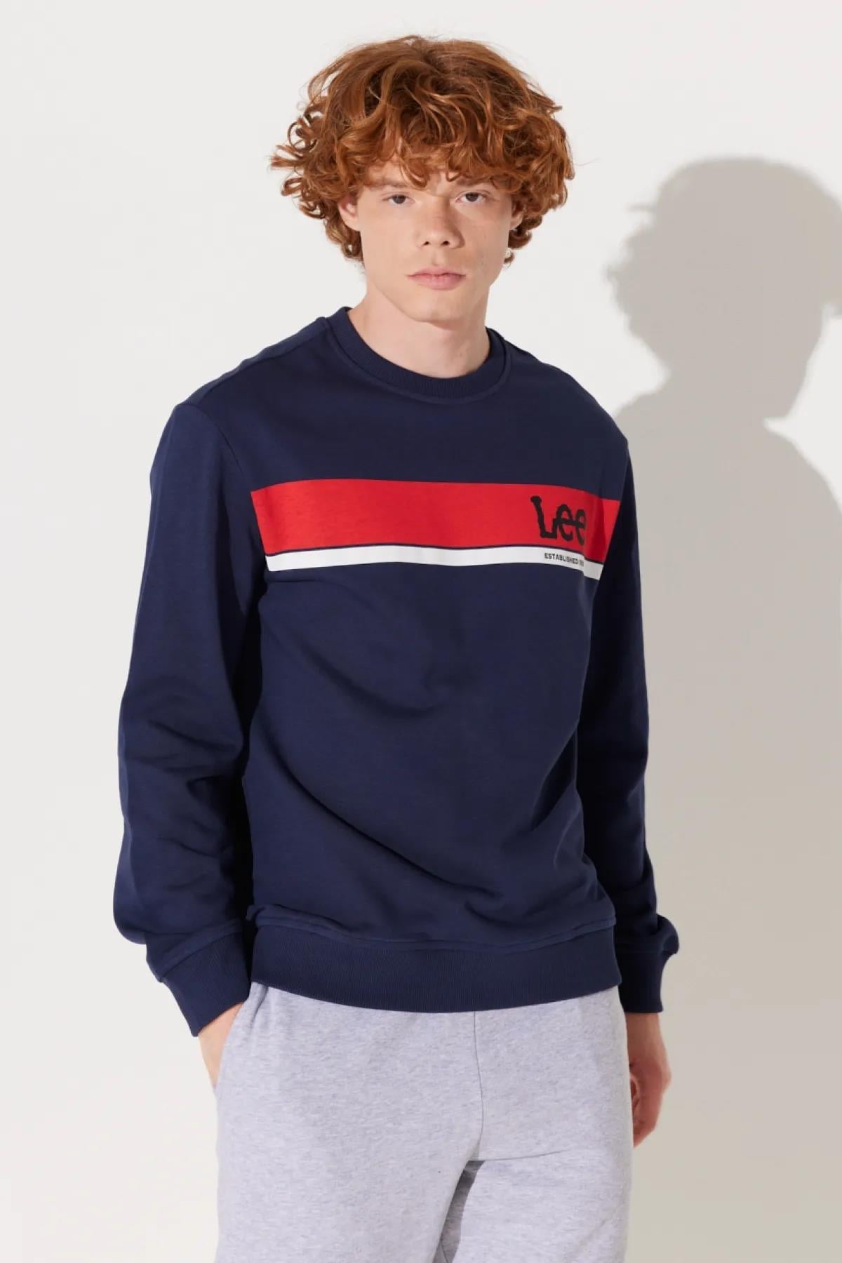 Lee Bisiklet Yaka Regular Fit Erkek Sweatshirt - L232501 - Lee - L232501