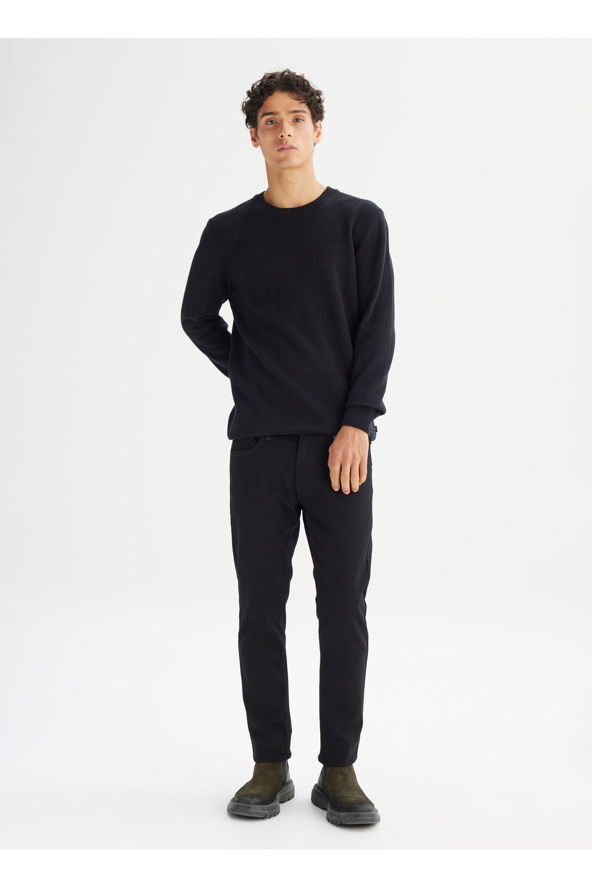 LEE ERKEK Bisiklet Yaka Regular Fit Siyah Kazak L2520373001 Siyah Kazak - 5003317446 - Lee - 5003317446