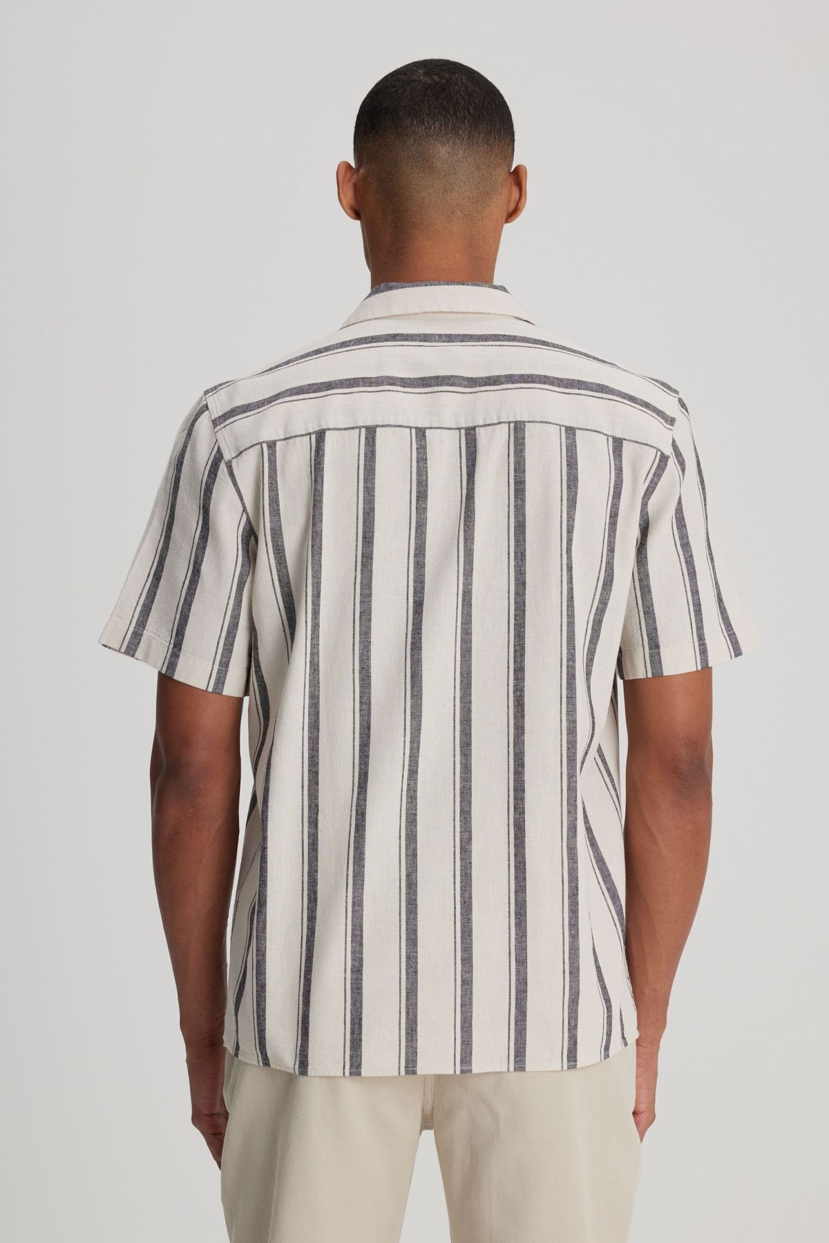 Lee Erkek Loose Fit Rahat Kesim Kısa Kollu Gri Çizgili Gömlek - L241478 - Lee - L241478