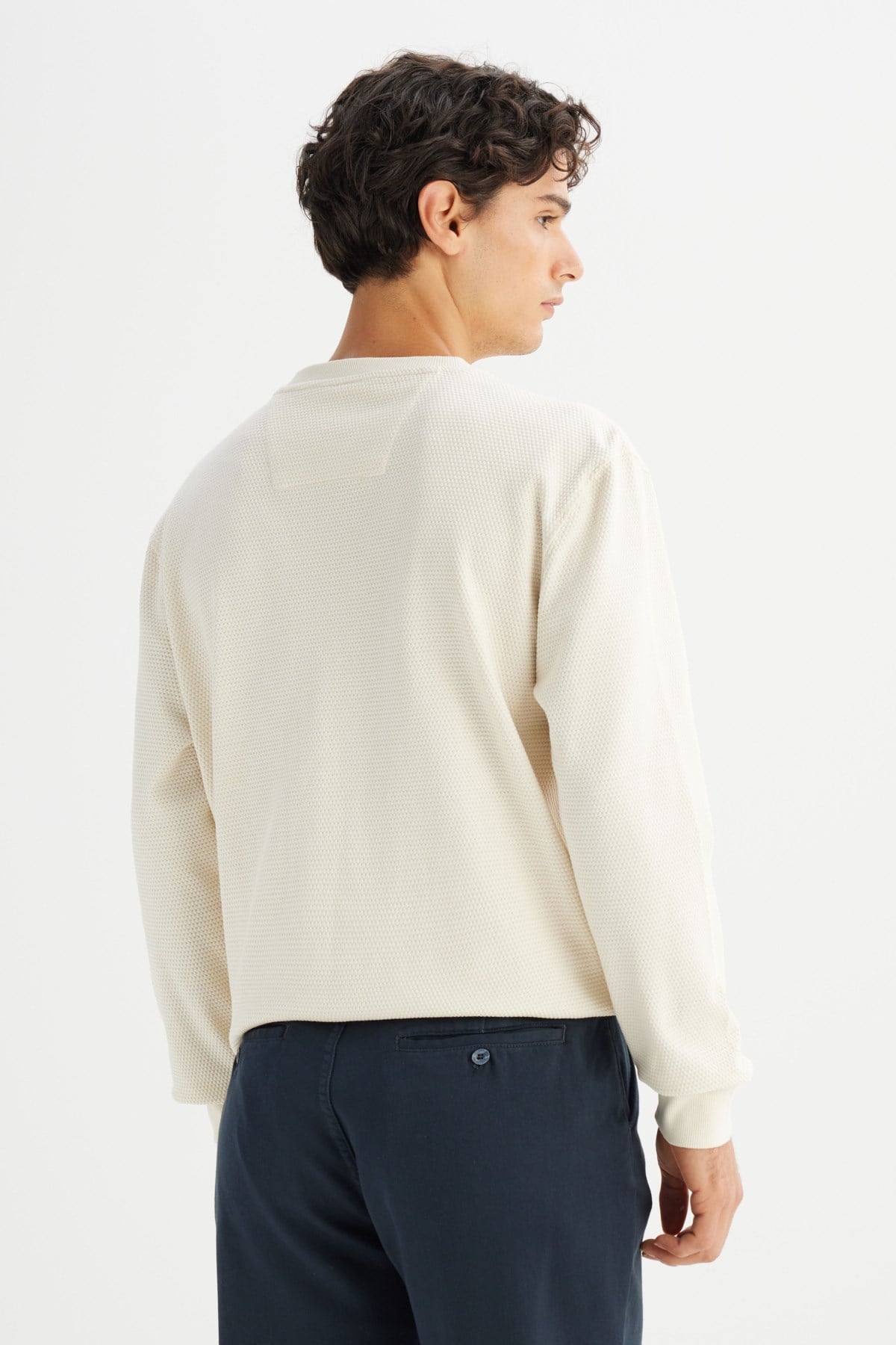 Lee Erkek Pamuk Regular Fit Bisiklet Yaka Patch Logo Bej Sweatshirt - Lee - L2520367-2
