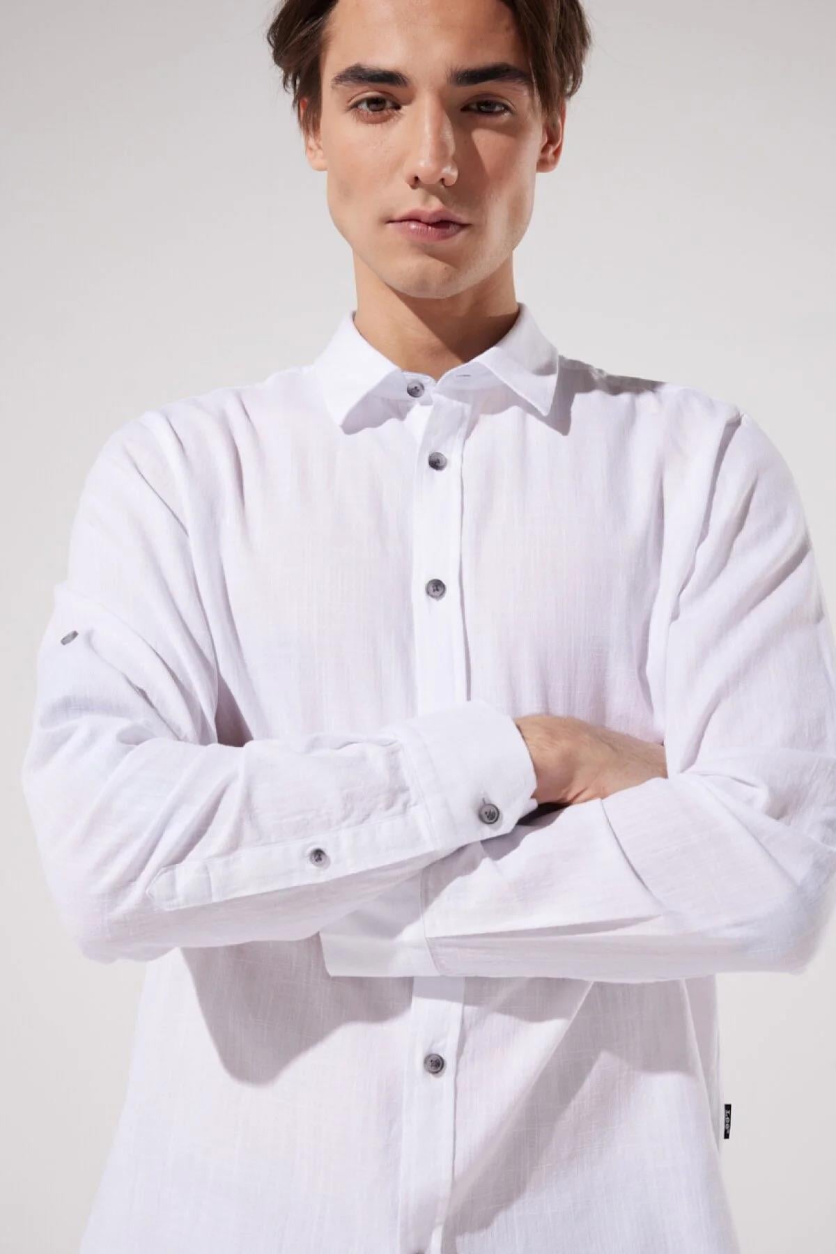Lee Erkek Regular Fit Normal Kesim %100 Pamuk Uzun Kollu Beyaz Gömlek L231069100 - Lee - L231069100