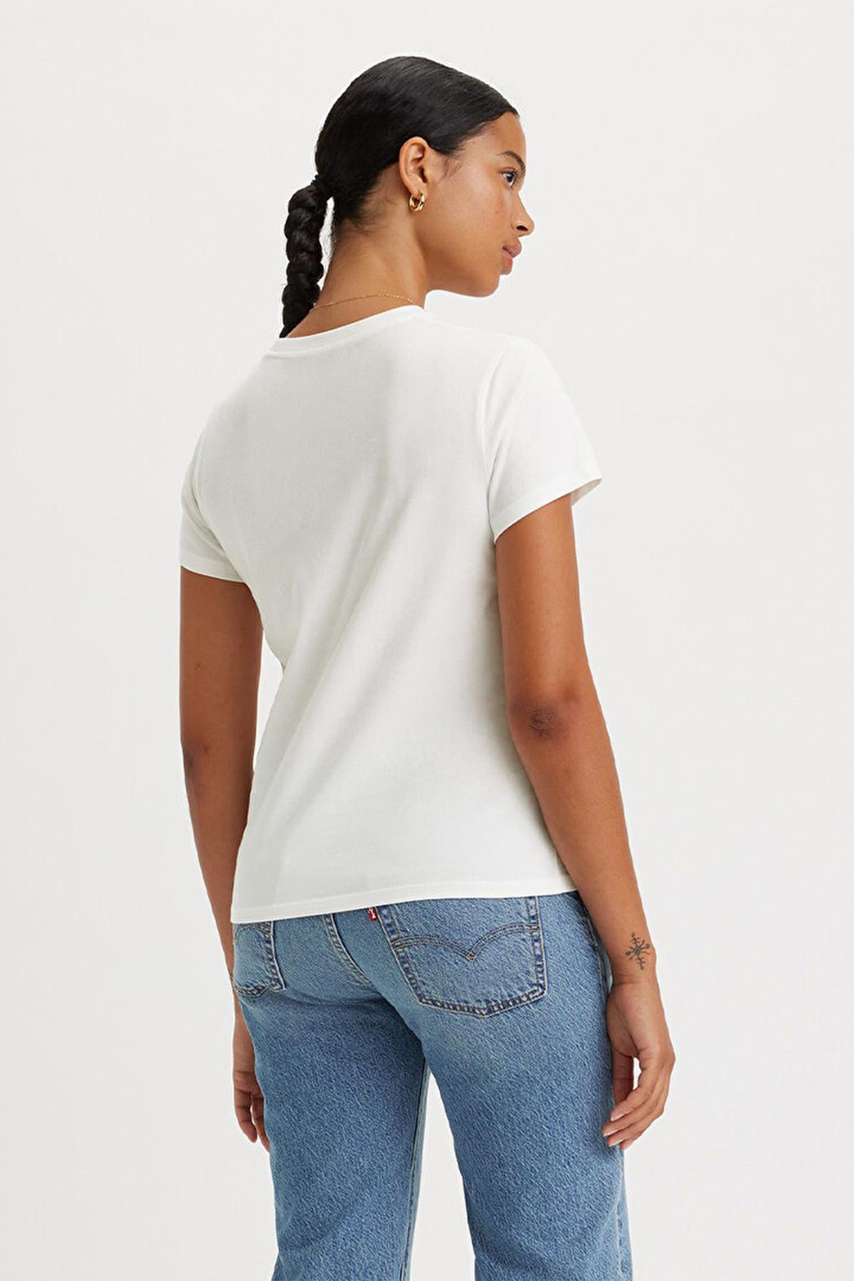 Levi's Bisiklet Yaka Baskılı Kısa Kollu Beyaz Kadın Pamuk T-Shirt A2086-0282 - Levi's - A2086-0282