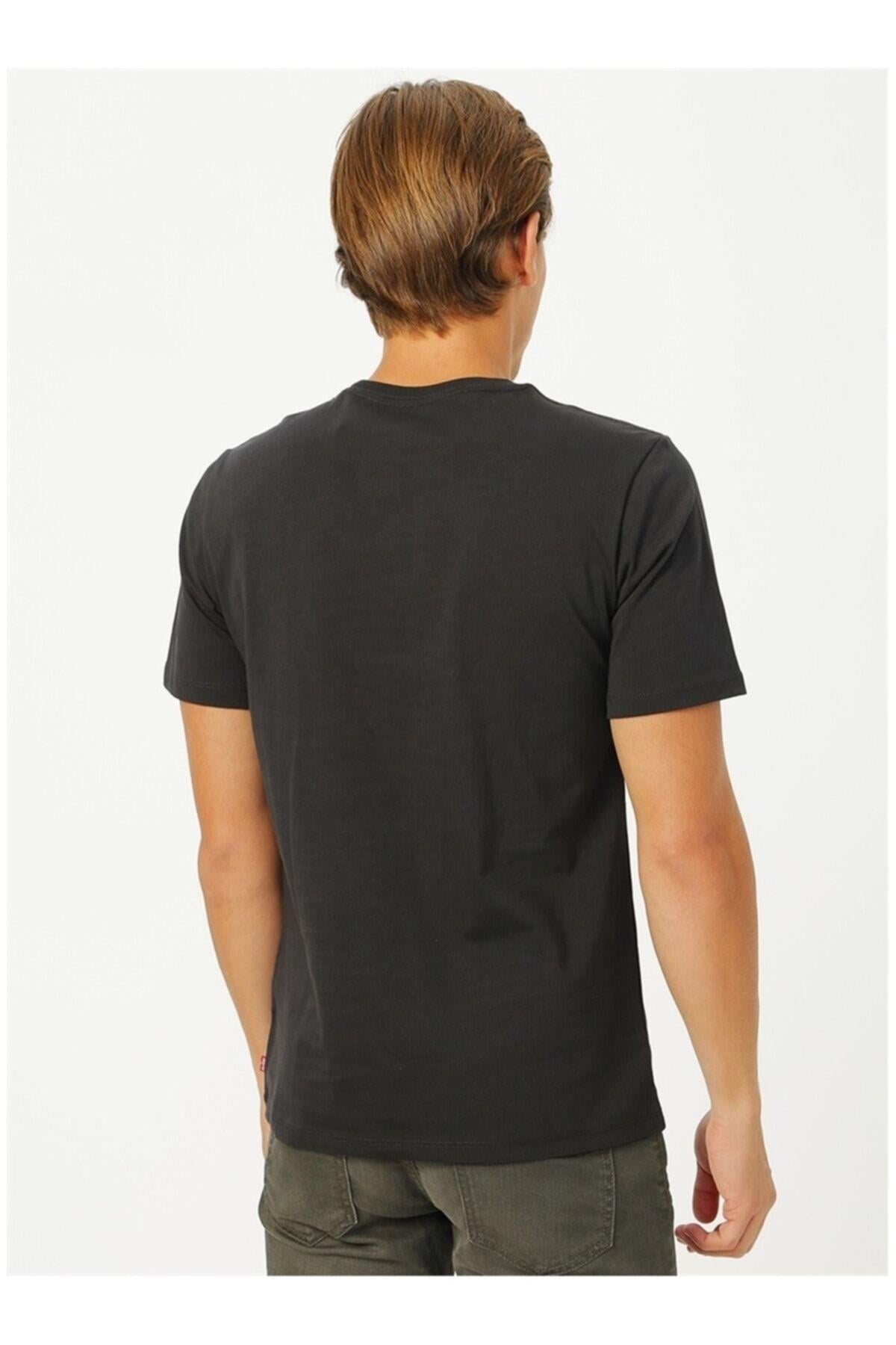 Levi's Erkek Housemark Graphıc Tee Siyah T-Shirt - 22489-0330 - Levi's - 22489-0330
