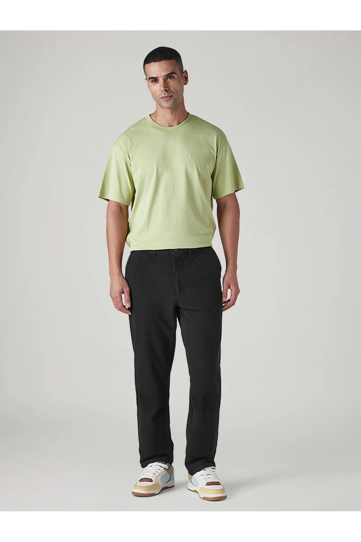 Levi's Erkek Rahat Kesim Orta Bel Siyah Kadife Chino Pantolon-005QT-0009 - Levi's - 005QT-0009