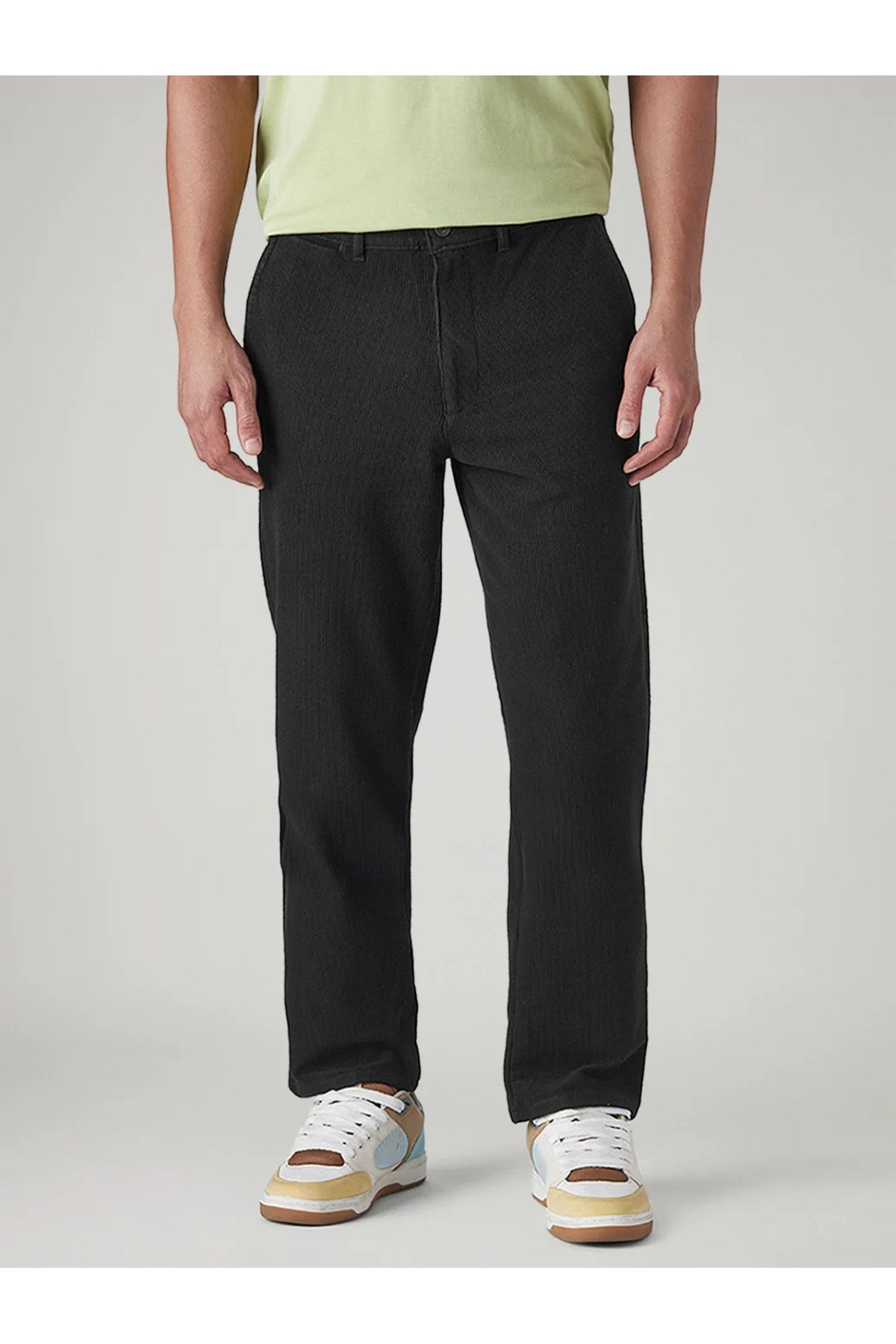 Levi's Erkek Rahat Kesim Orta Bel Siyah Kadife Chino Pantolon-005QT-0009 - Levi's - 005QT-0009