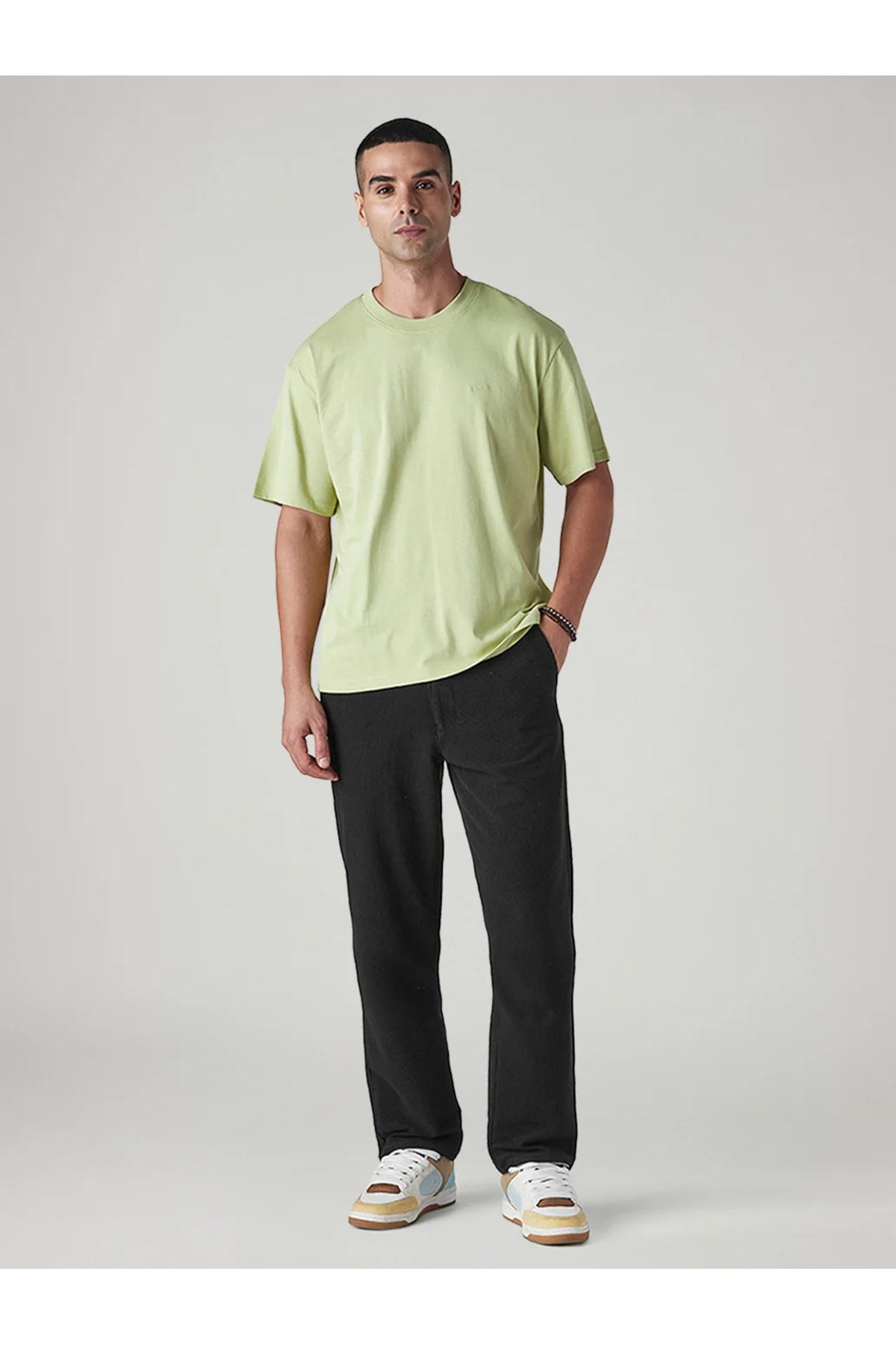 Levi's Erkek Rahat Kesim Orta Bel Siyah Kadife Chino Pantolon-005QT-0009 - Levi's - 005QT-0009