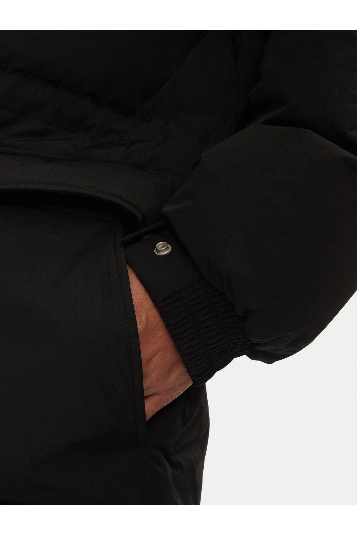 Levi's Erkek Yalıtımlı Rockridge Siyah Regular Şişme Mont- A8559-0000 - Levi's - A8559-0000