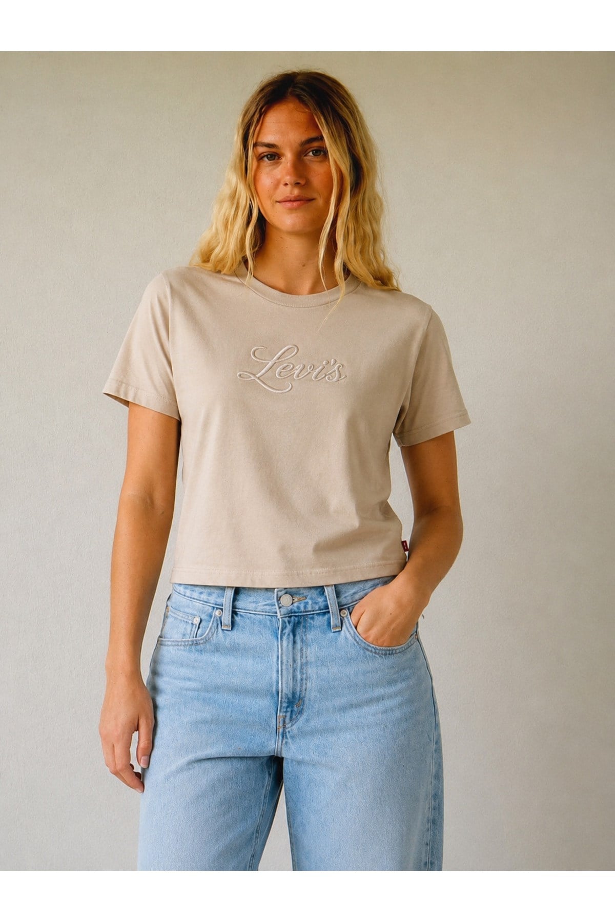 Levi's Kadın Tişört Vıntage tee relaxed fıt BEj - 008C0-0004 - Levi's - 008C0-0004